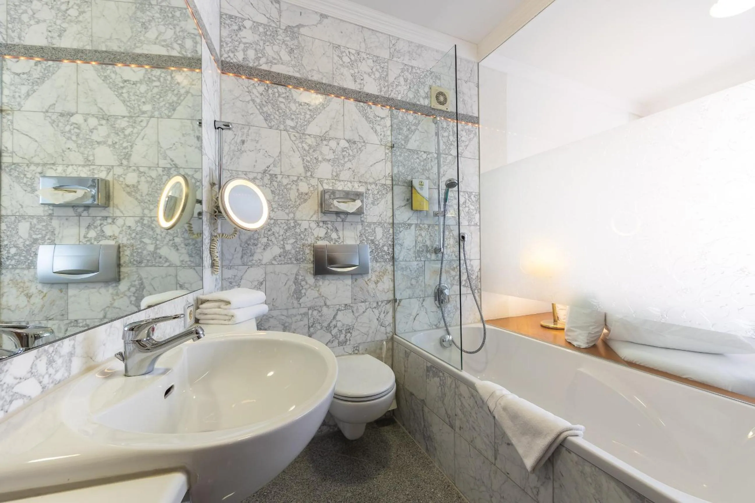 Bathroom in AAAA Hotelwelt KÜBLER