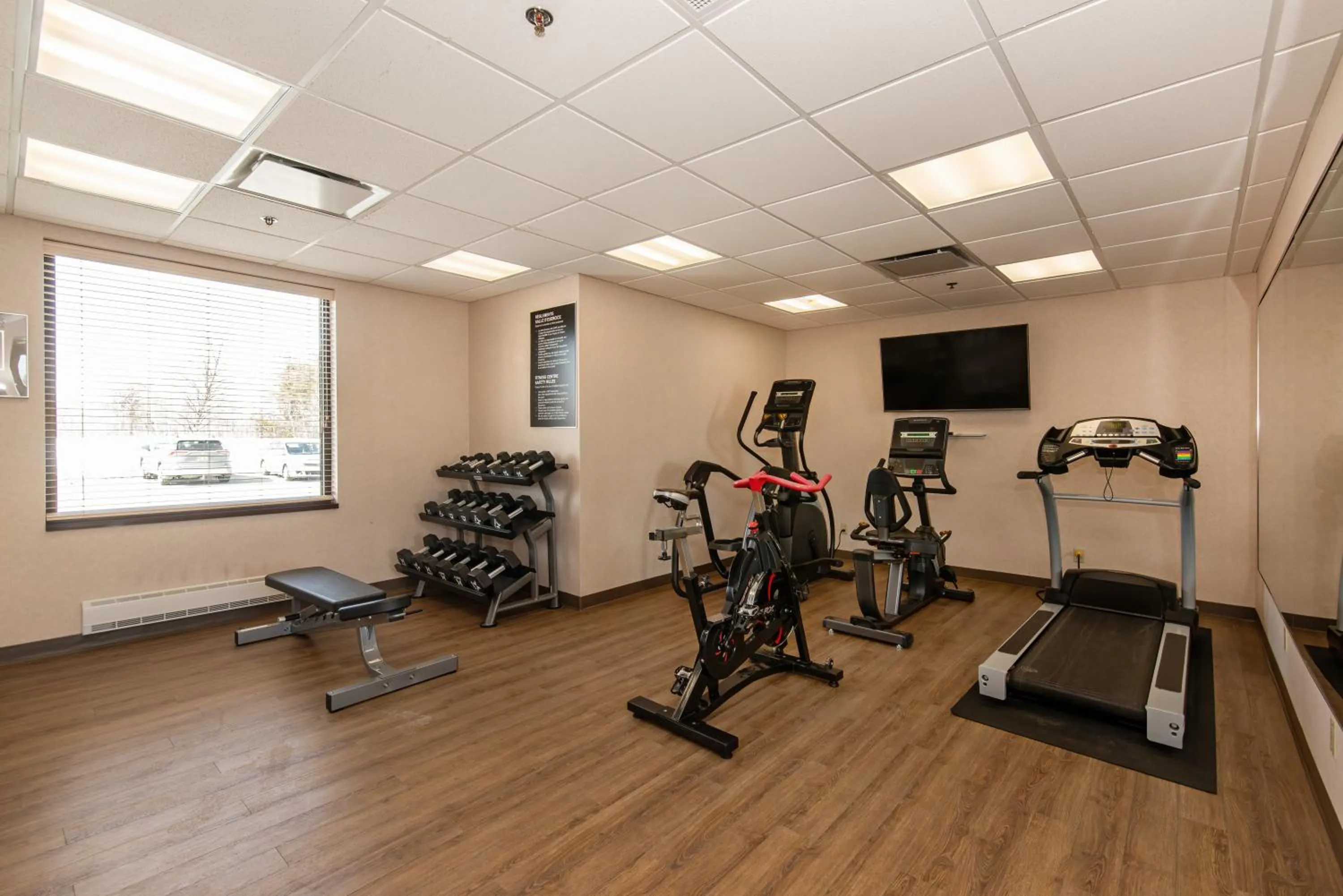 Fitness centre/facilities in Quality Inn & Suites