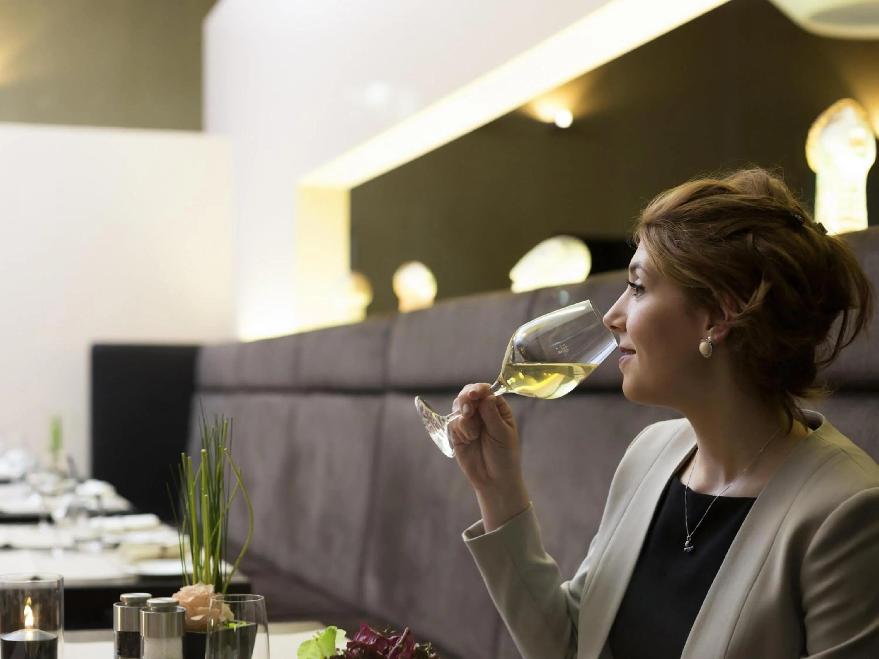 Restaurant/places to eat in Novotel Karlsruhe City