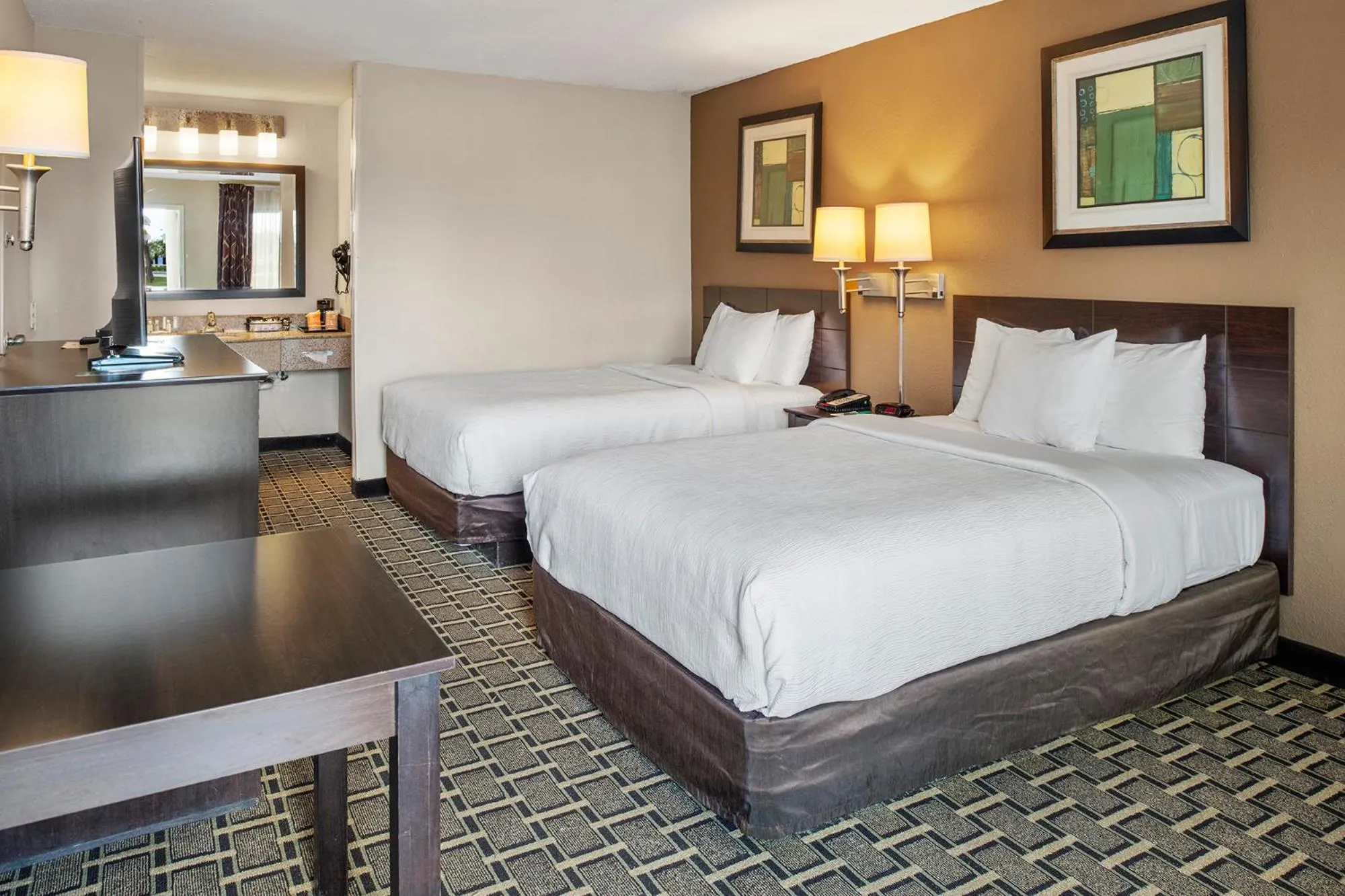 Photo of the whole room, Bed in Quality Inn Kingsland