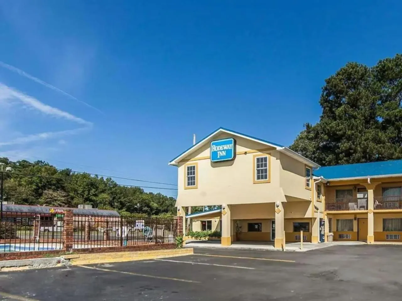 Property building in Days Inn by Wyndham Calhoun GA I-75 and US-41