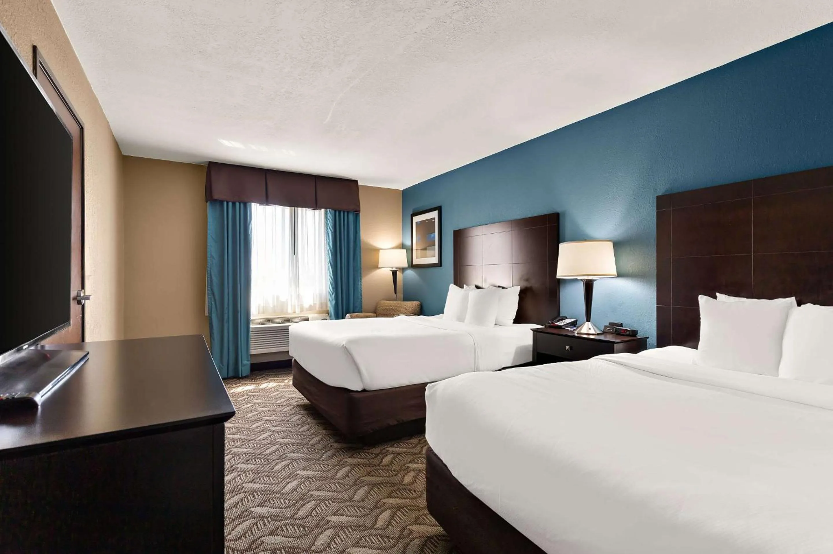 Bedroom, Bed in Comfort Inn & Suites Springfield I-55