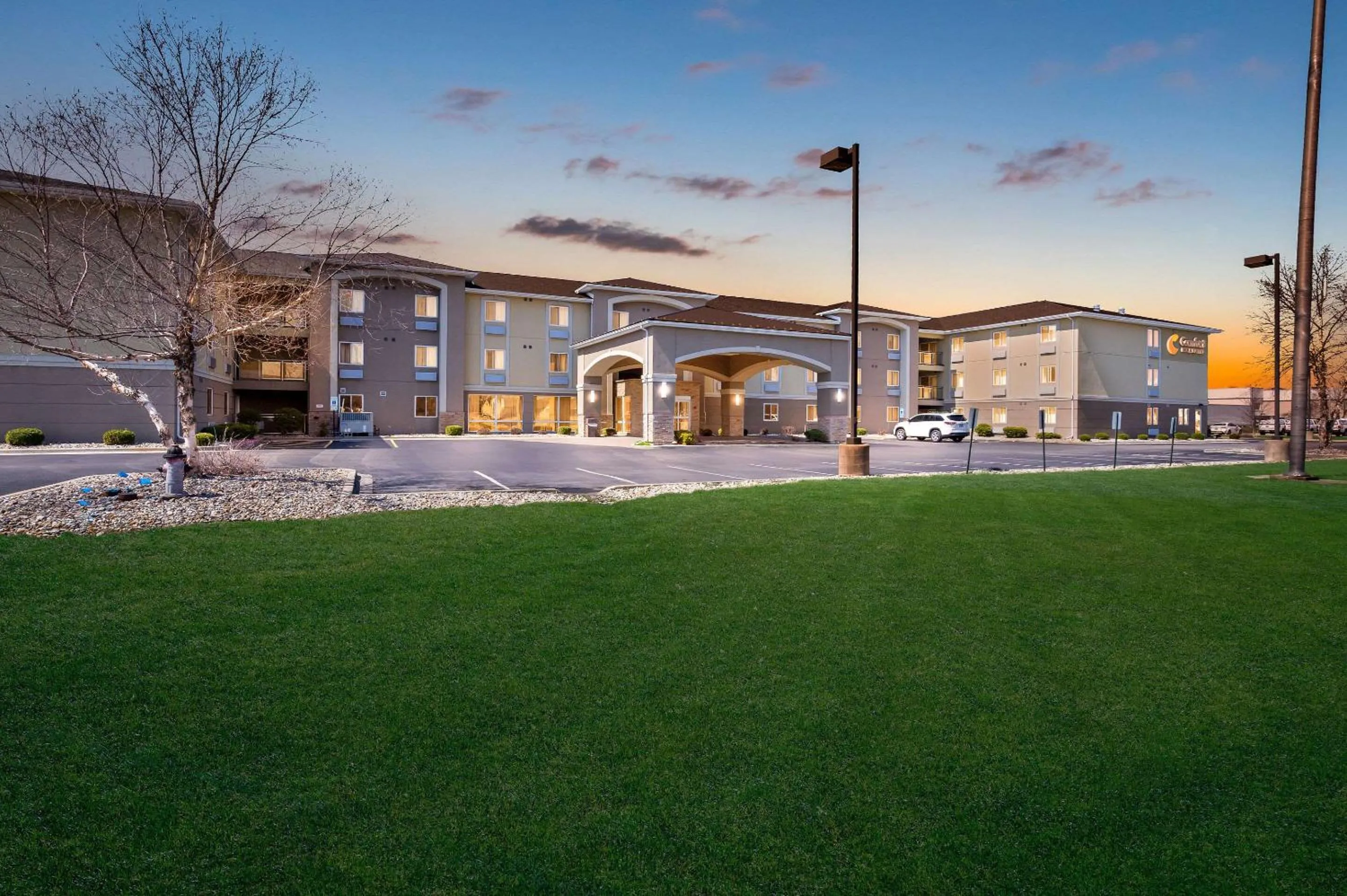Property building in Comfort Inn & Suites Springfield I-55