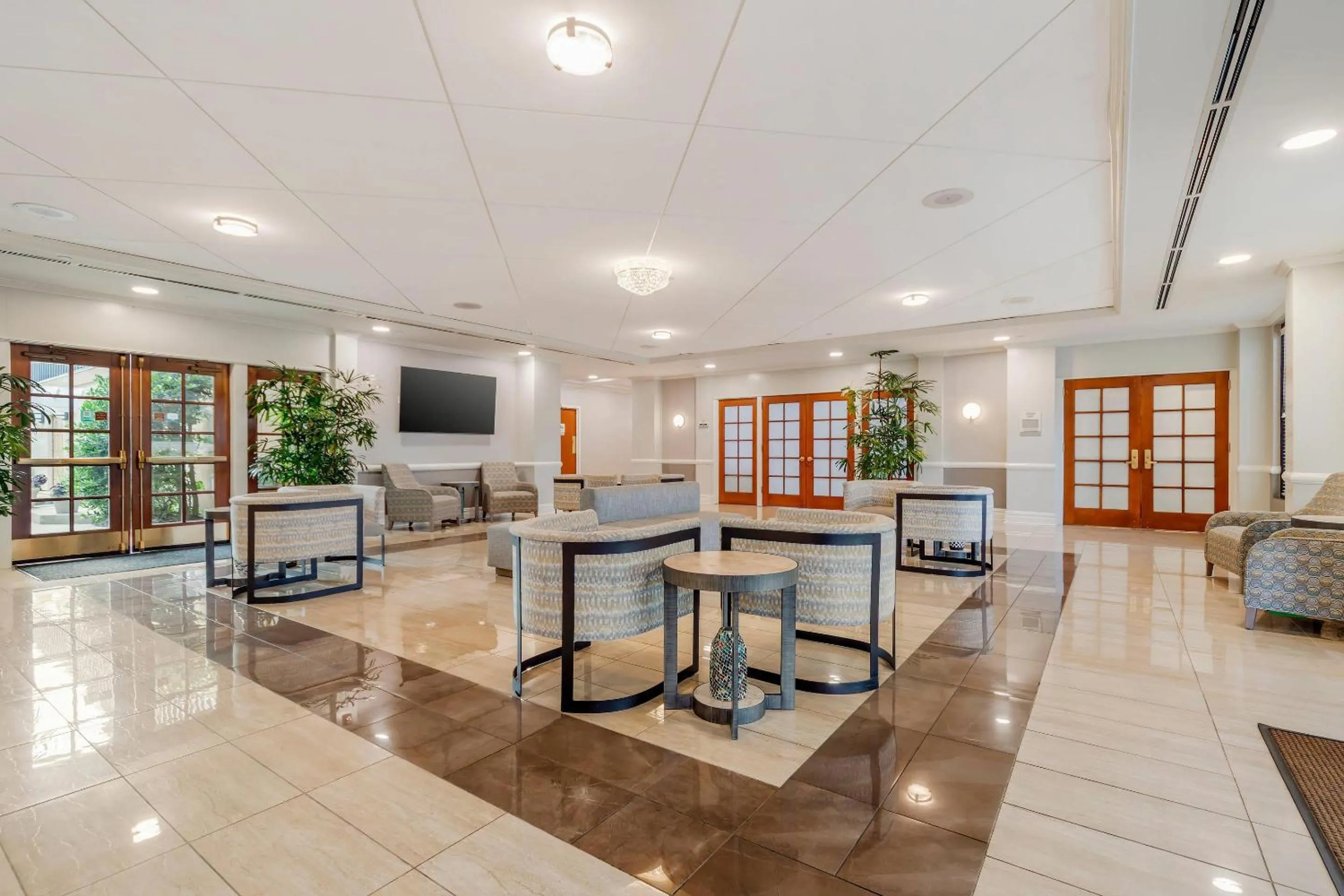 Lobby or reception in Clarion Hotel & Conference Center Toms River