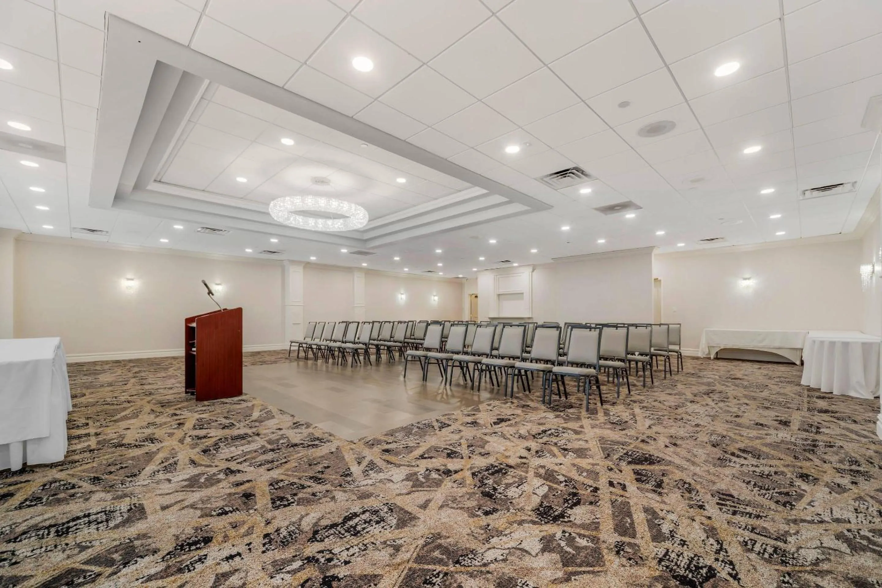 Meeting/conference room in Clarion Hotel & Conference Center Toms River
