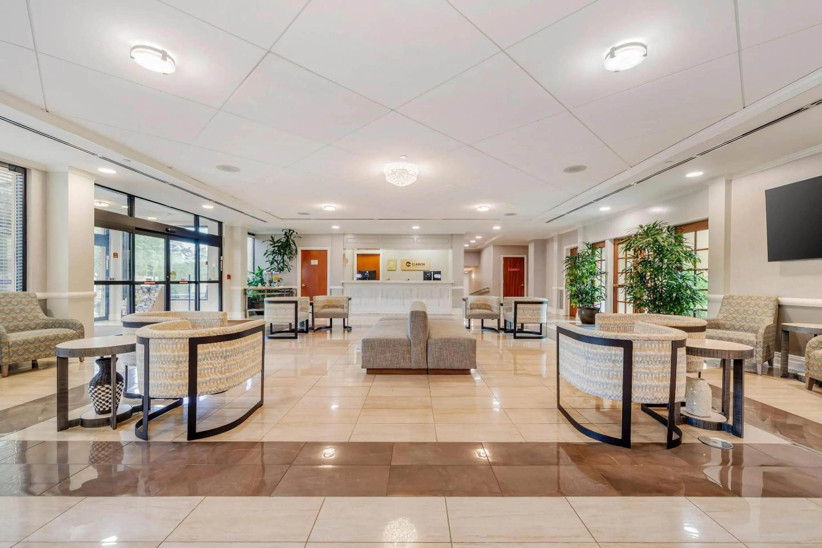Lobby or reception in Clarion Hotel & Conference Center Toms River