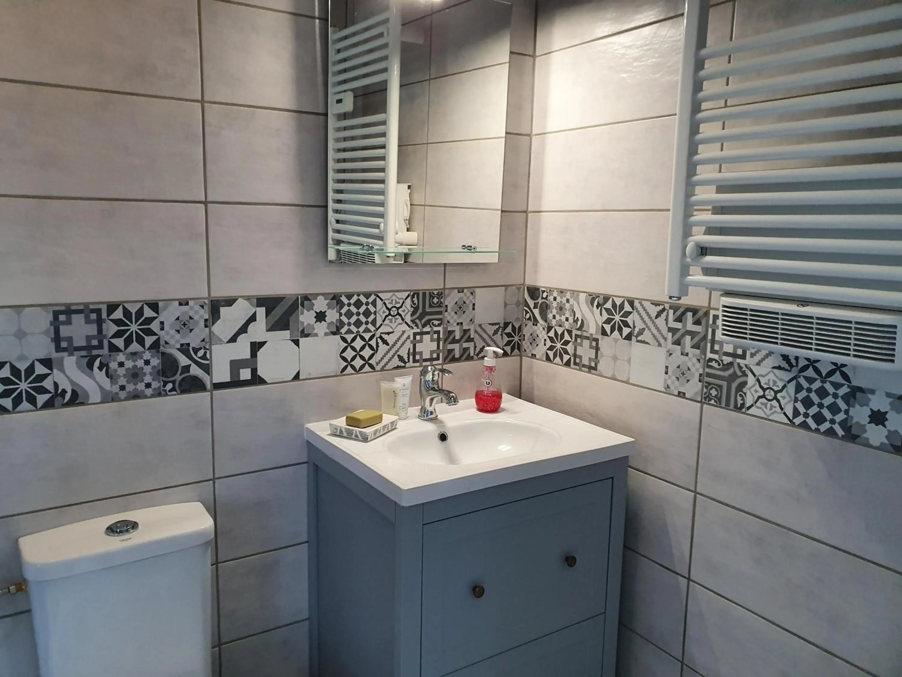 Bathroom in Le Logis d'Epargnes B&B and Gite