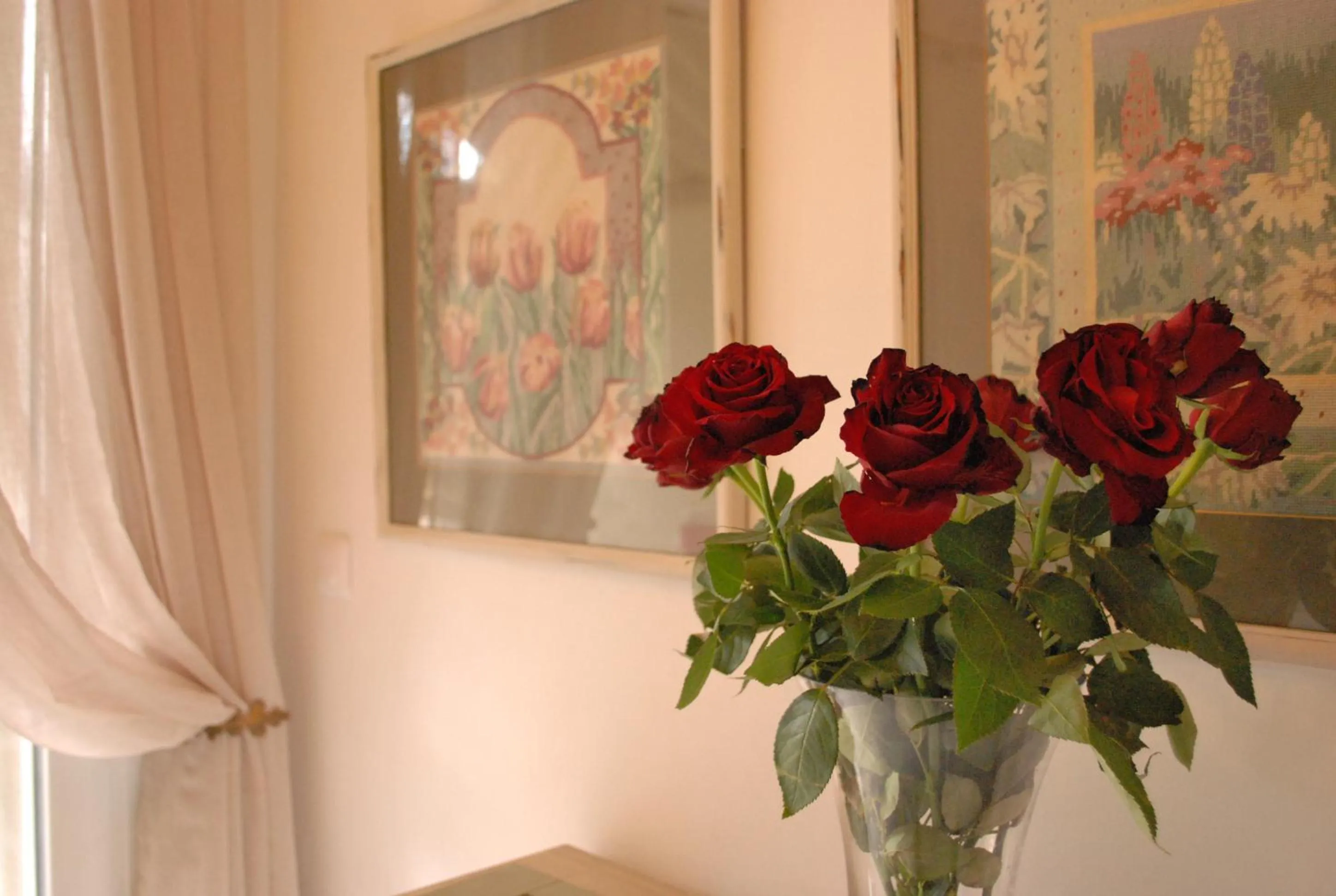 Kitchen or kitchenette in Le Logis d'Epargnes B&B and Gite