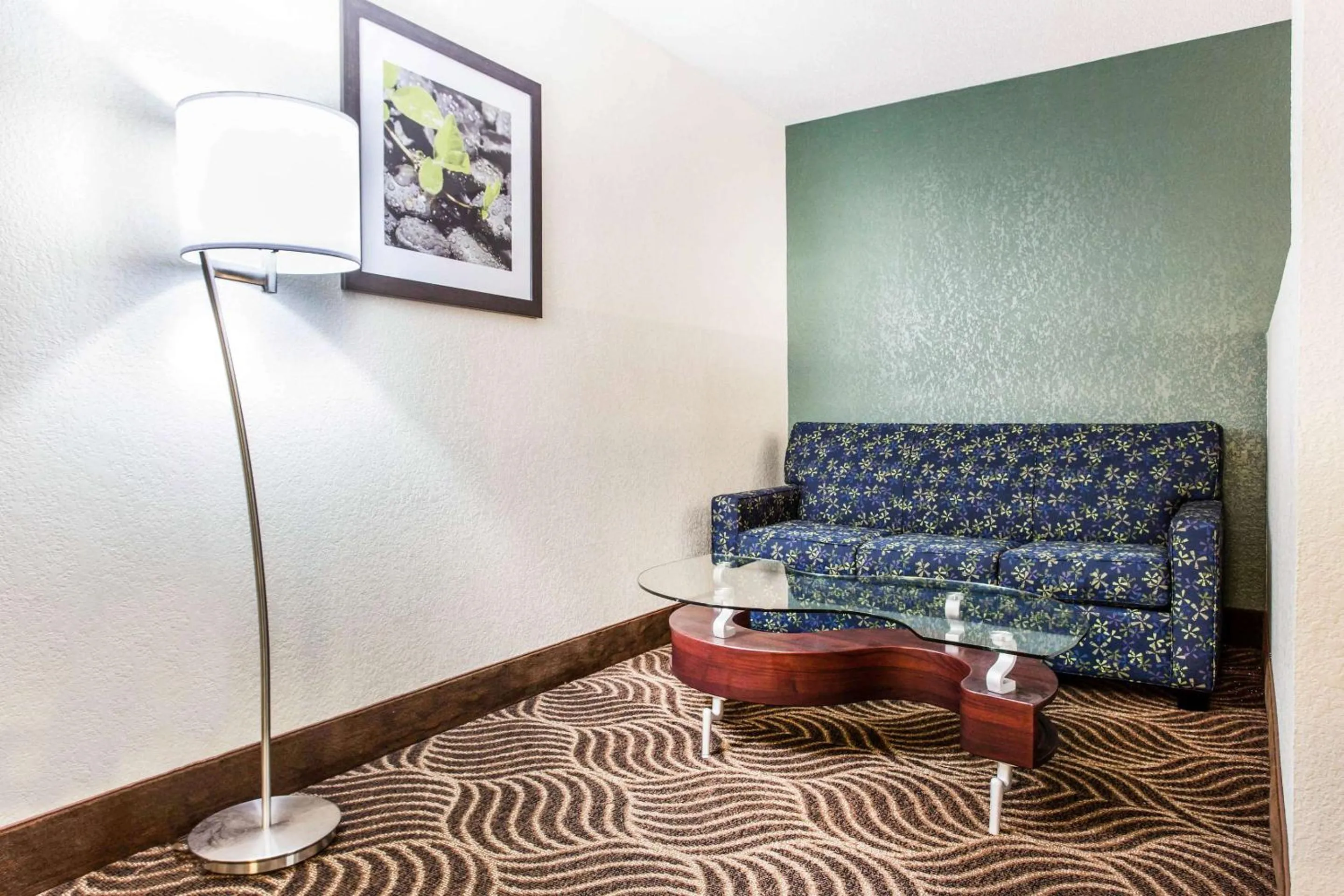 Bedroom in Quality Inn Black Mountain-Asheville East