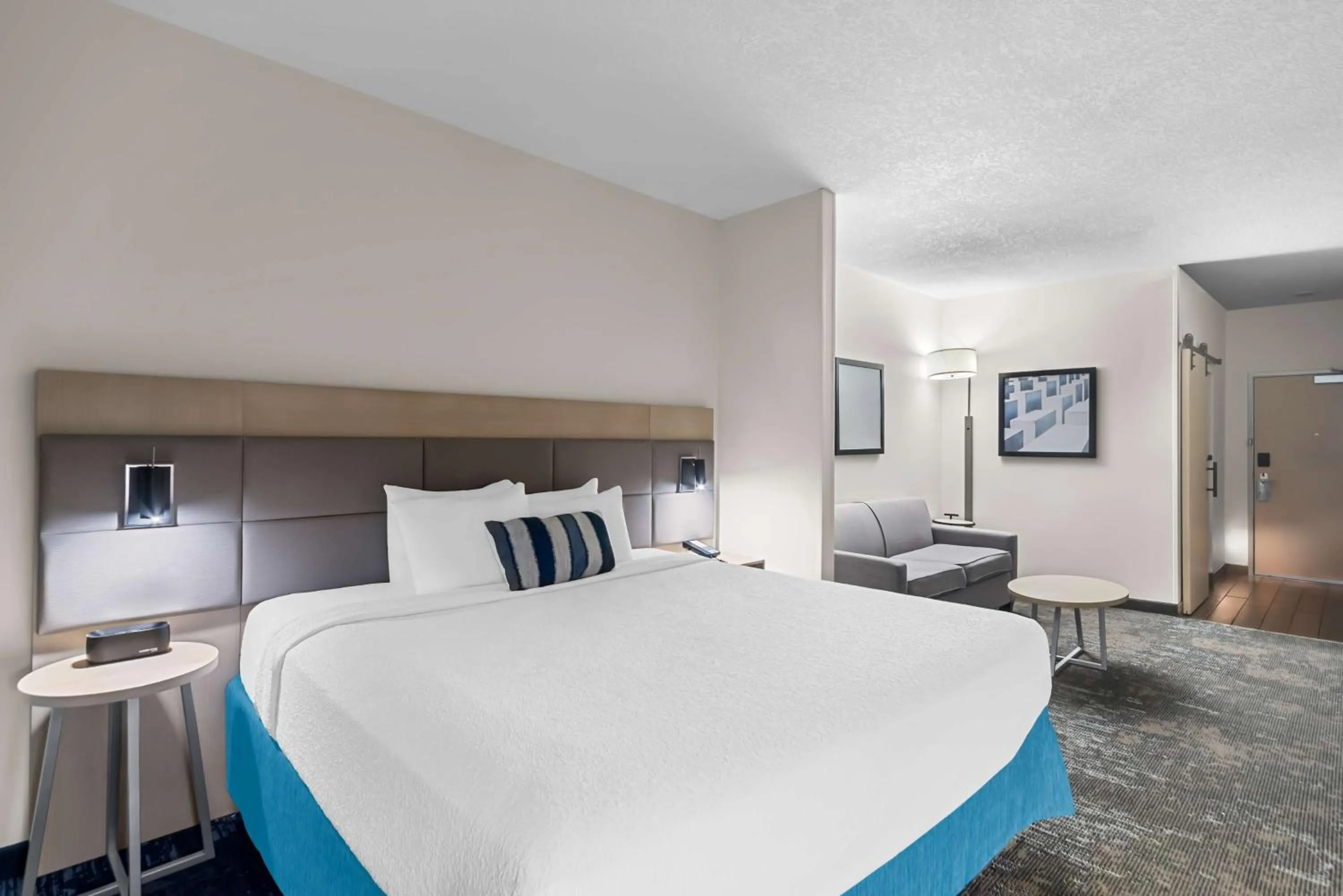 Bedroom, Bed in Best Western Plus Ogallala Inn