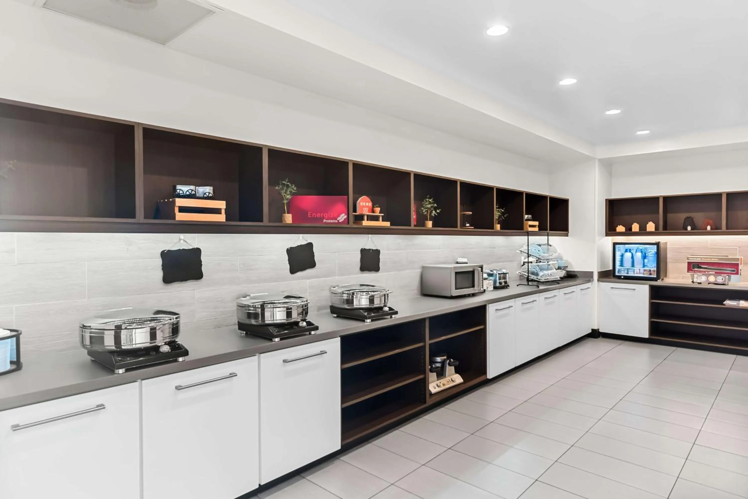 Breakfast in Best Western Plus Ogallala Inn