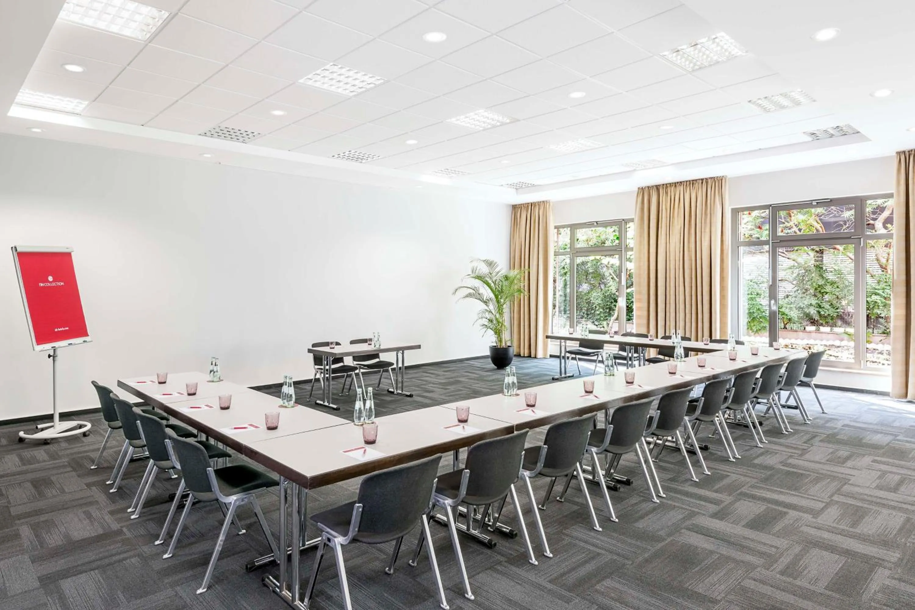 Meeting/conference room in NH Collection Nürnberg City