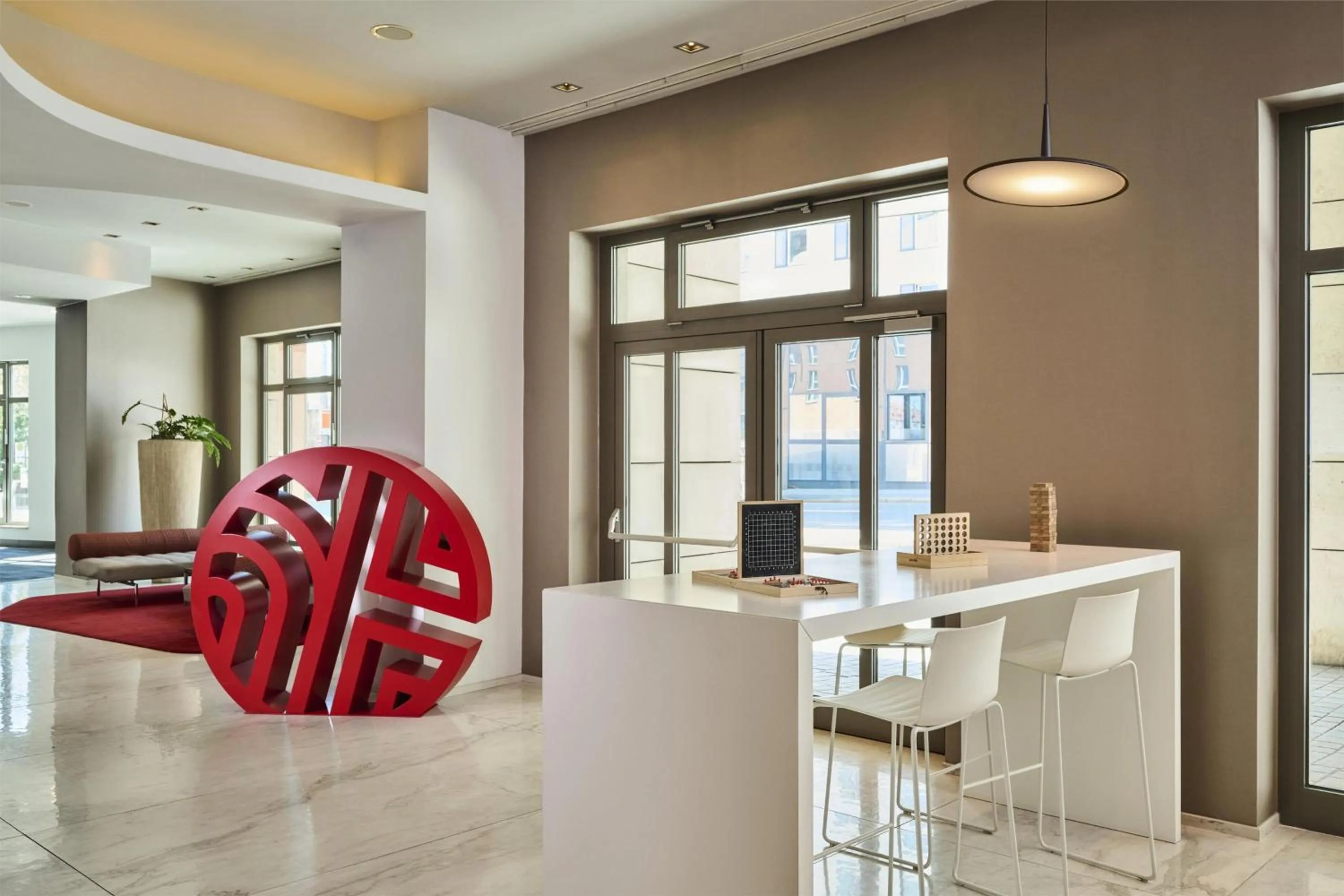 Lobby or reception in NH Collection Nürnberg City