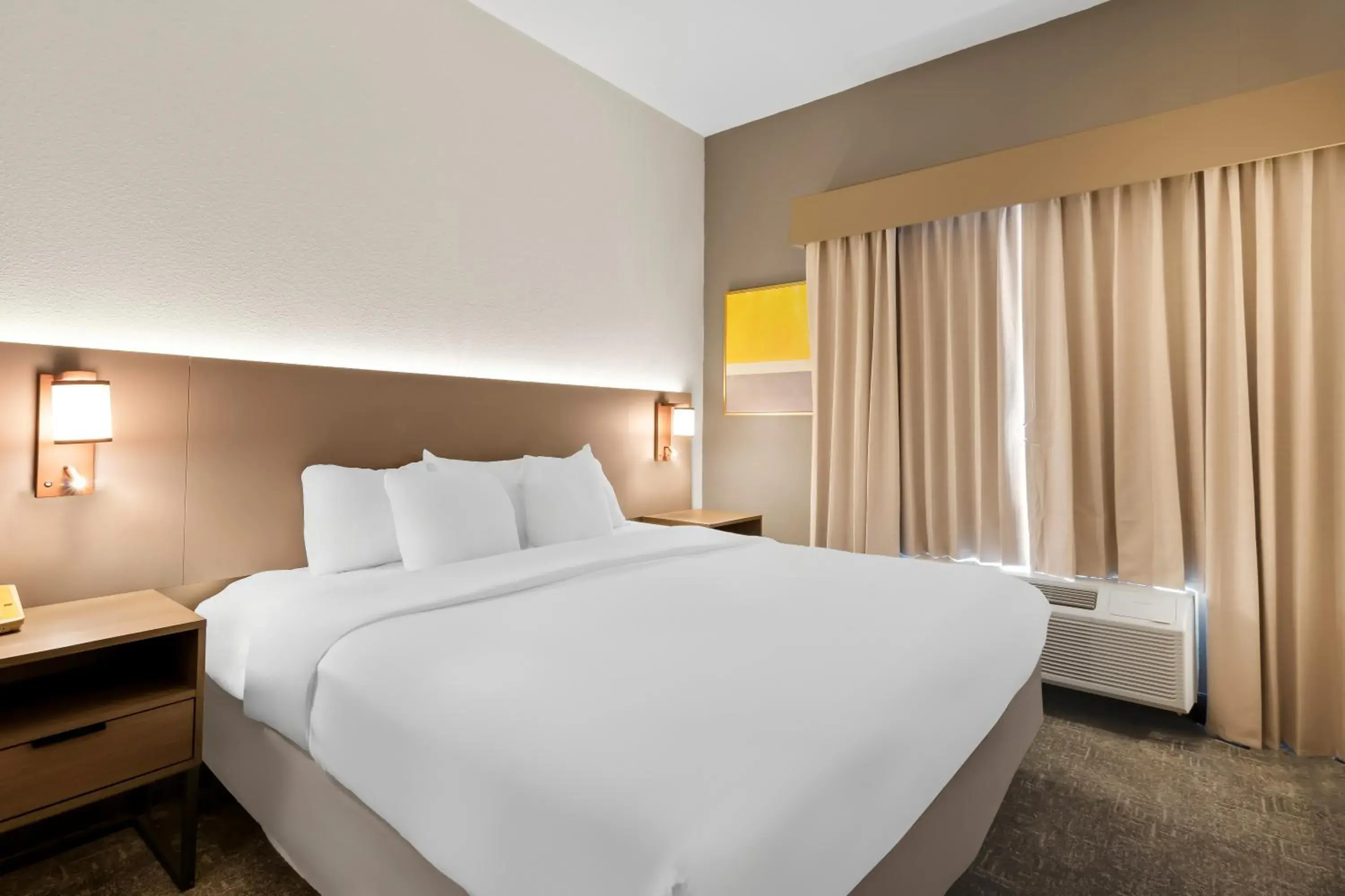 King Room - Accessible/Non-Smoking in Comfort Inn & Suites Elk City South King Room - Accessible/Non-Smoking in Comfort Inn & Suites Elk City South