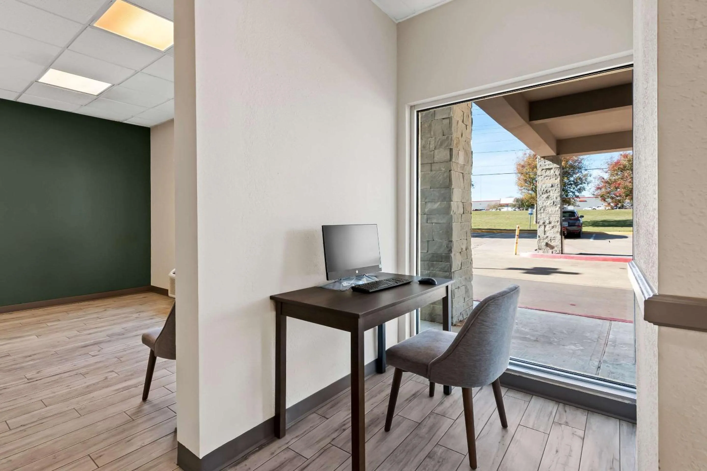 Business facilities in Comfort Inn & Suites Elk City South