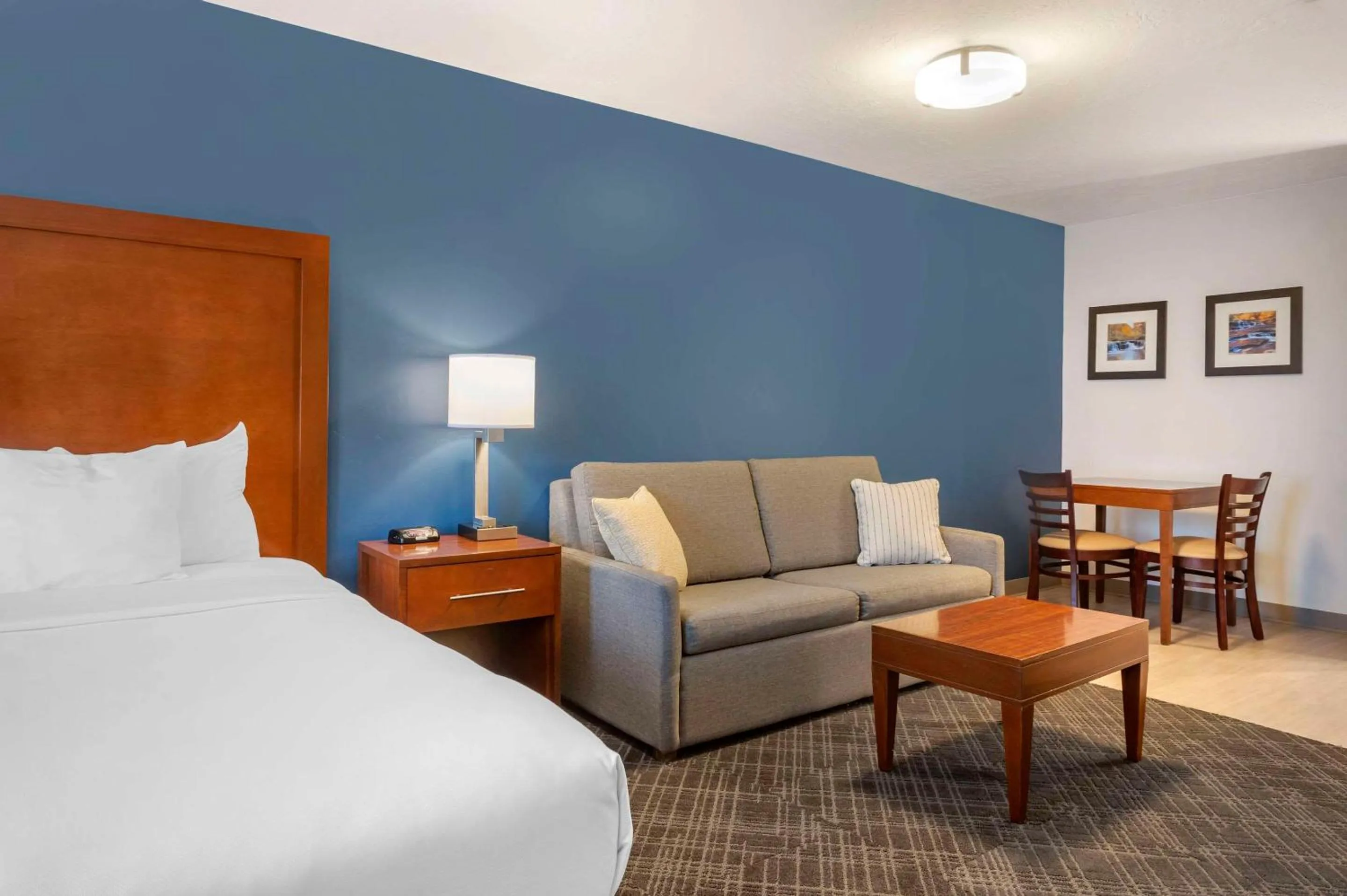 Bedroom, Bed in Comfort Inn & Suites Beaver - Interstate 15 North