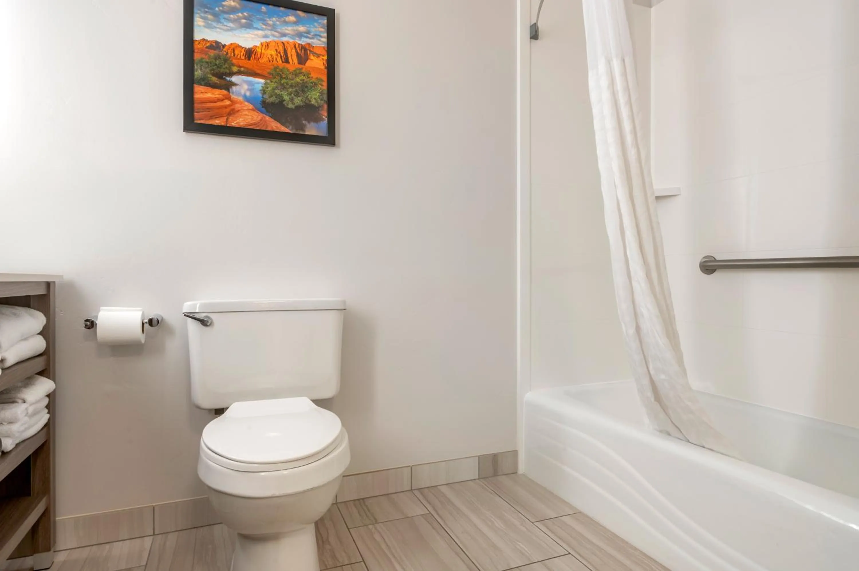 Bathroom in Comfort Inn & Suites Beaver - Interstate 15 North