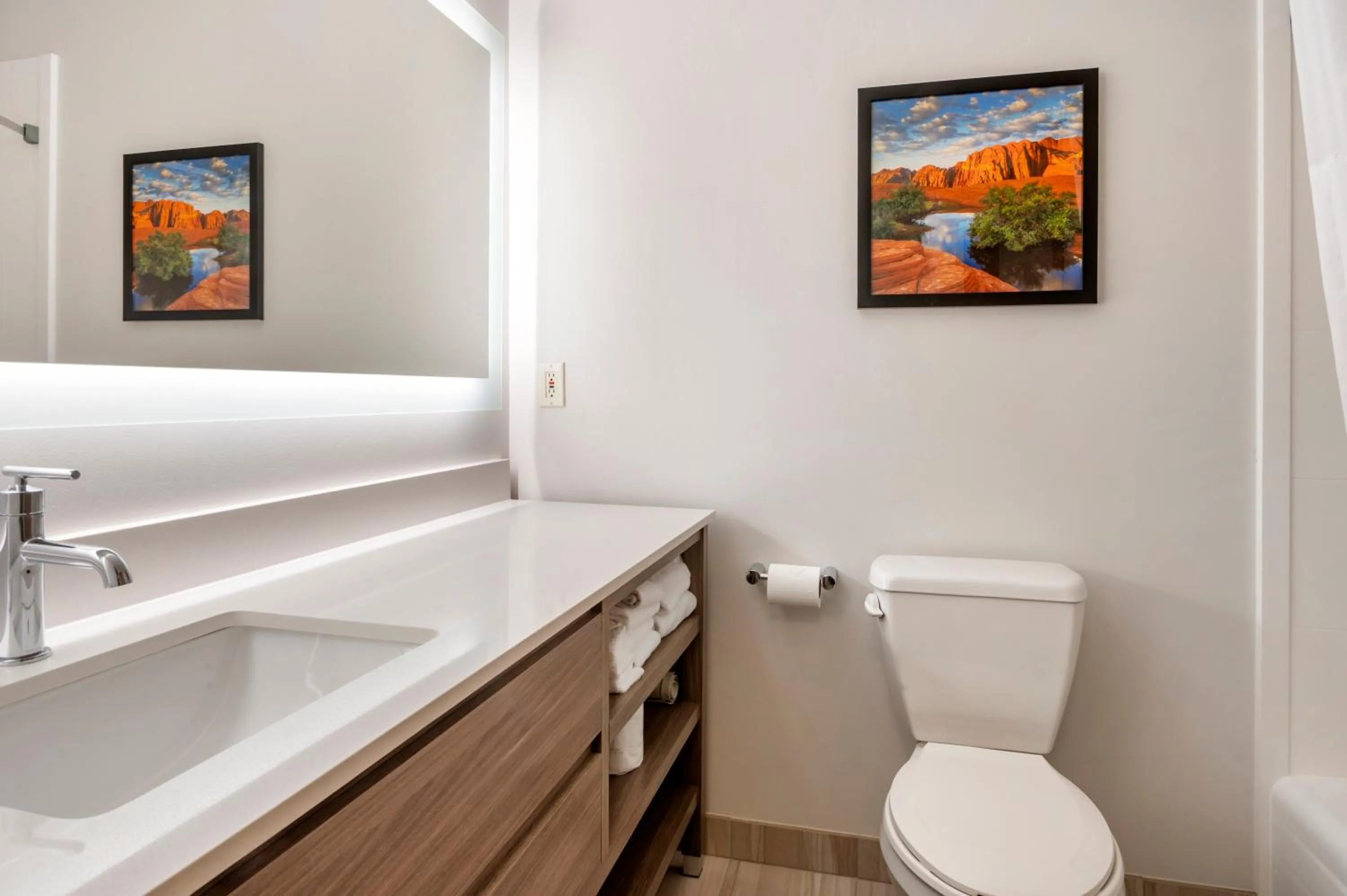 Bathroom in Comfort Inn & Suites Beaver - Interstate 15 North