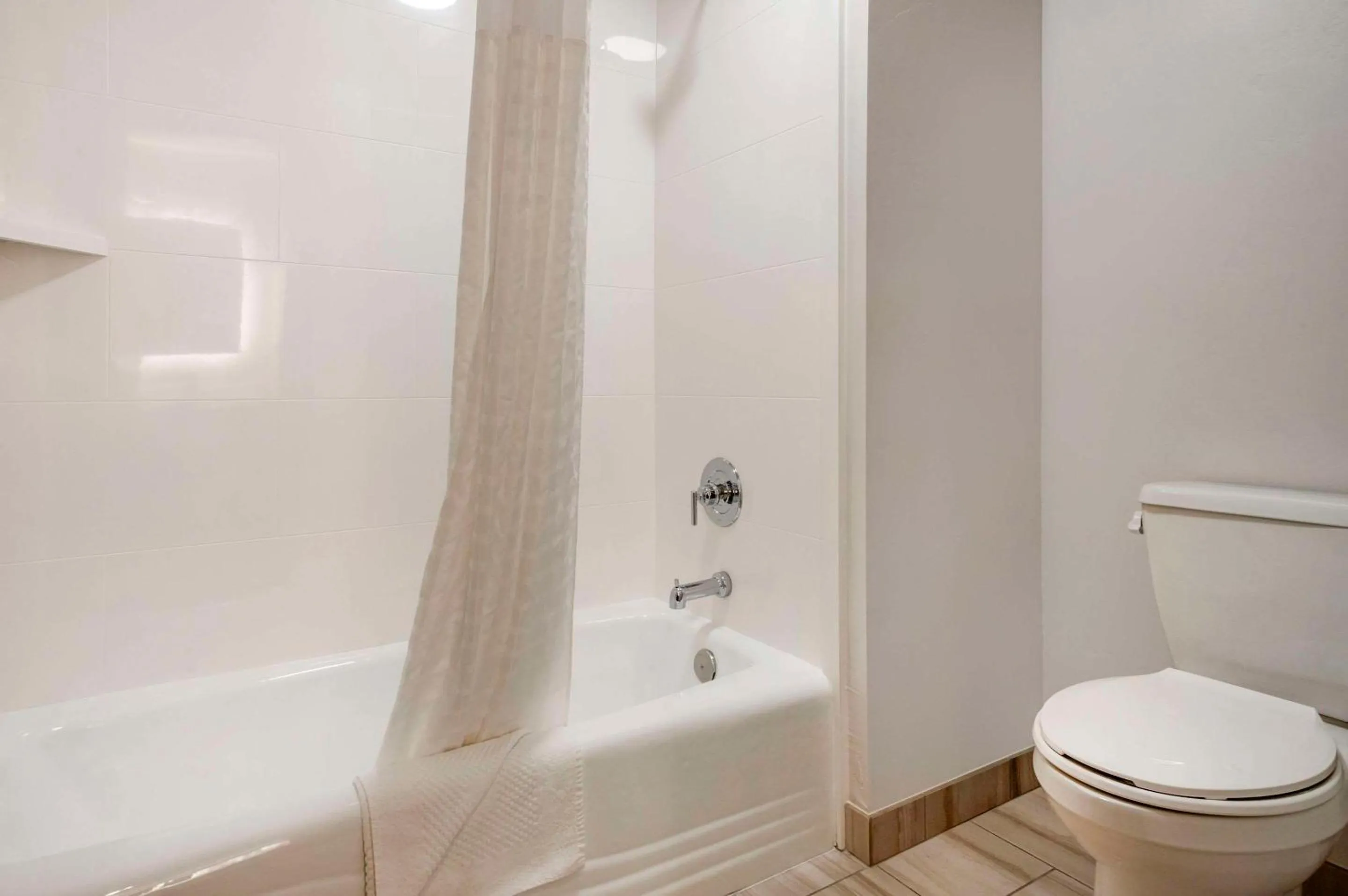 Bedroom in Comfort Inn & Suites Beaver - Interstate 15 North