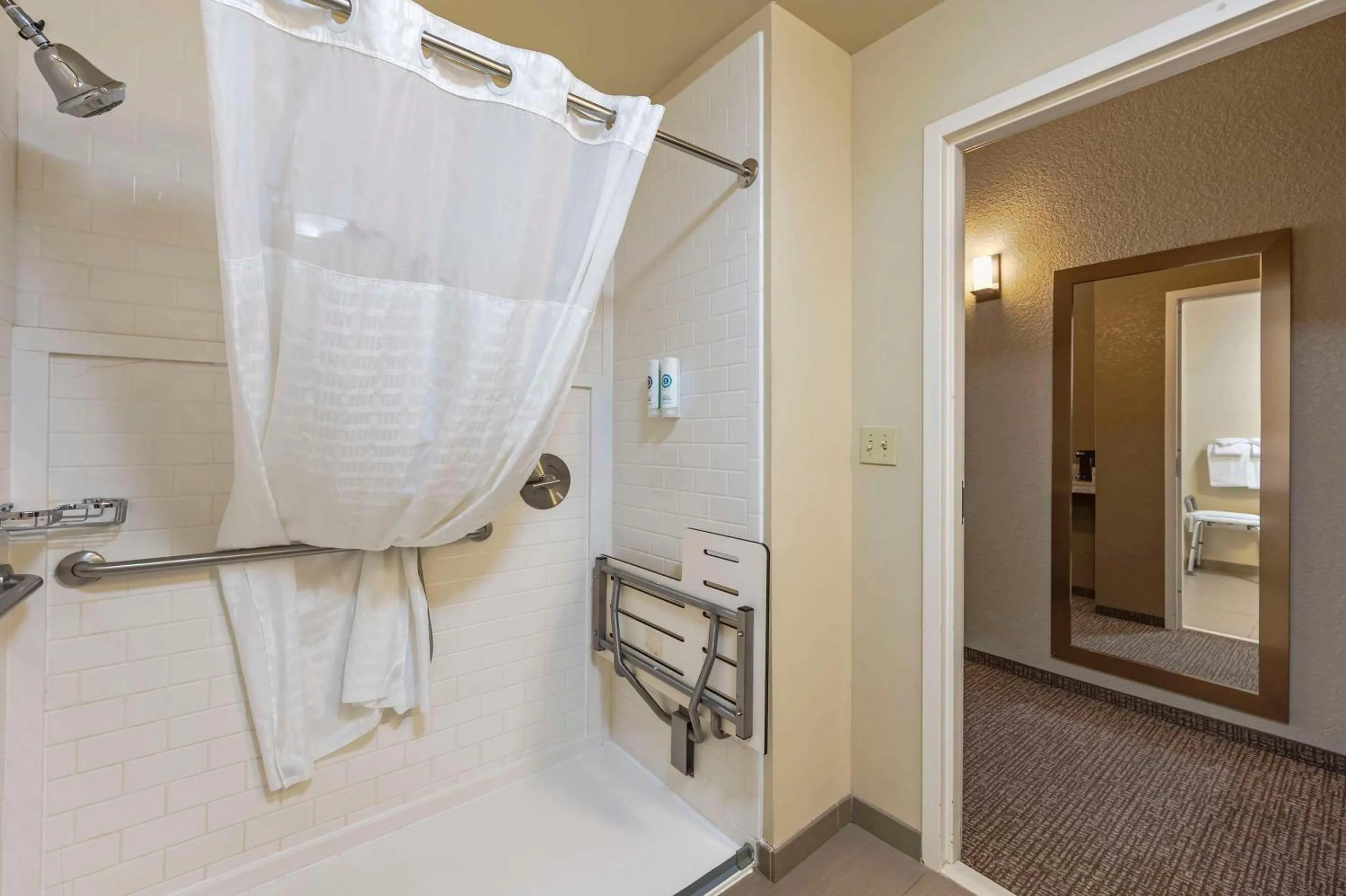 Bedroom in Comfort Inn & Suites