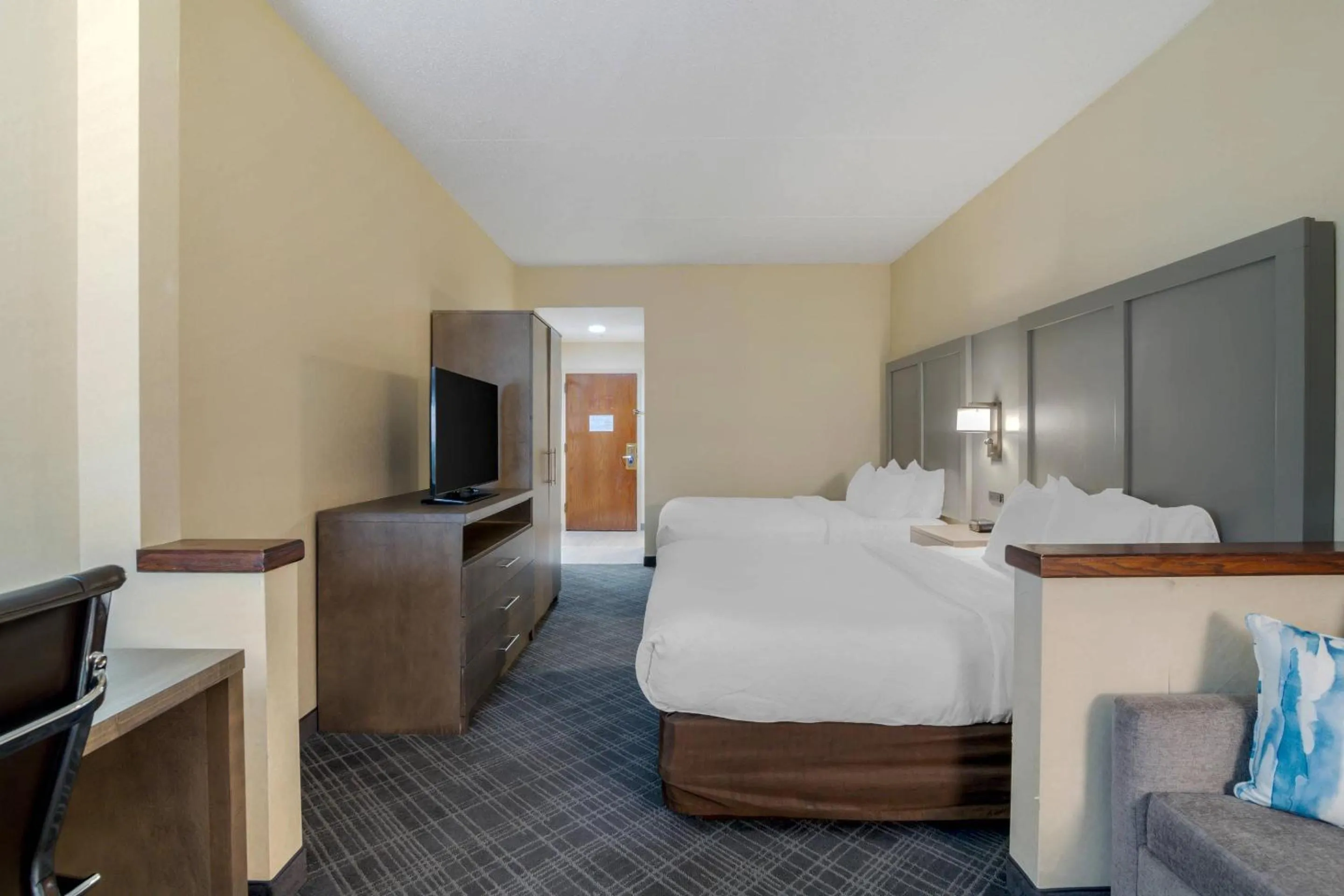 Bedroom in Comfort Inn Bismarck