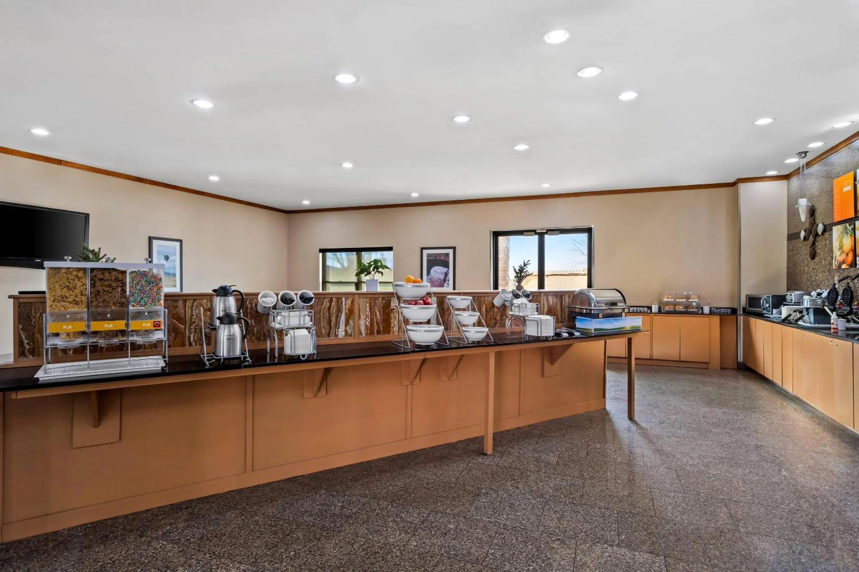 Breakfast in Comfort Suites Roswell North