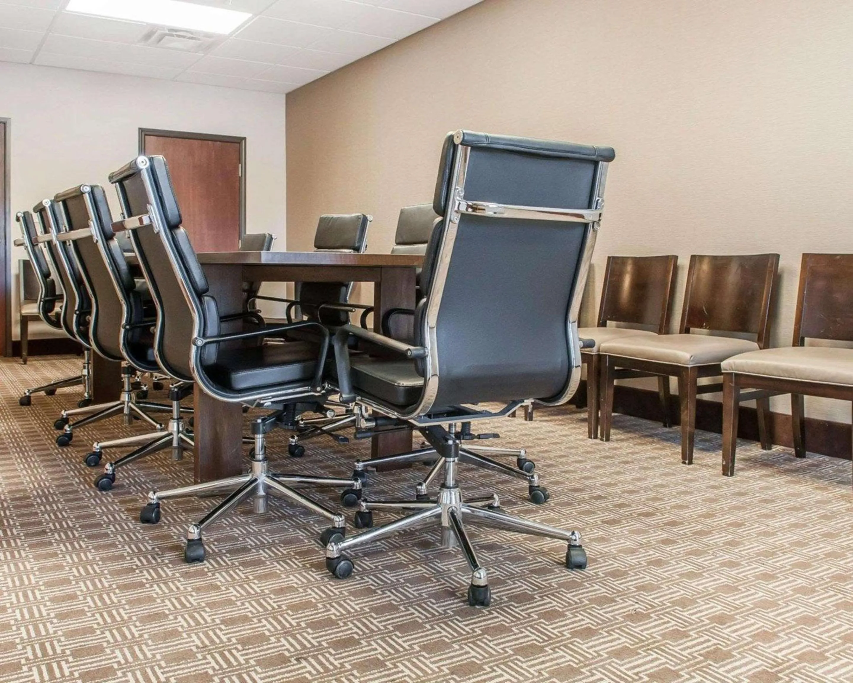 Meeting/conference room in Comfort Suites Farmington