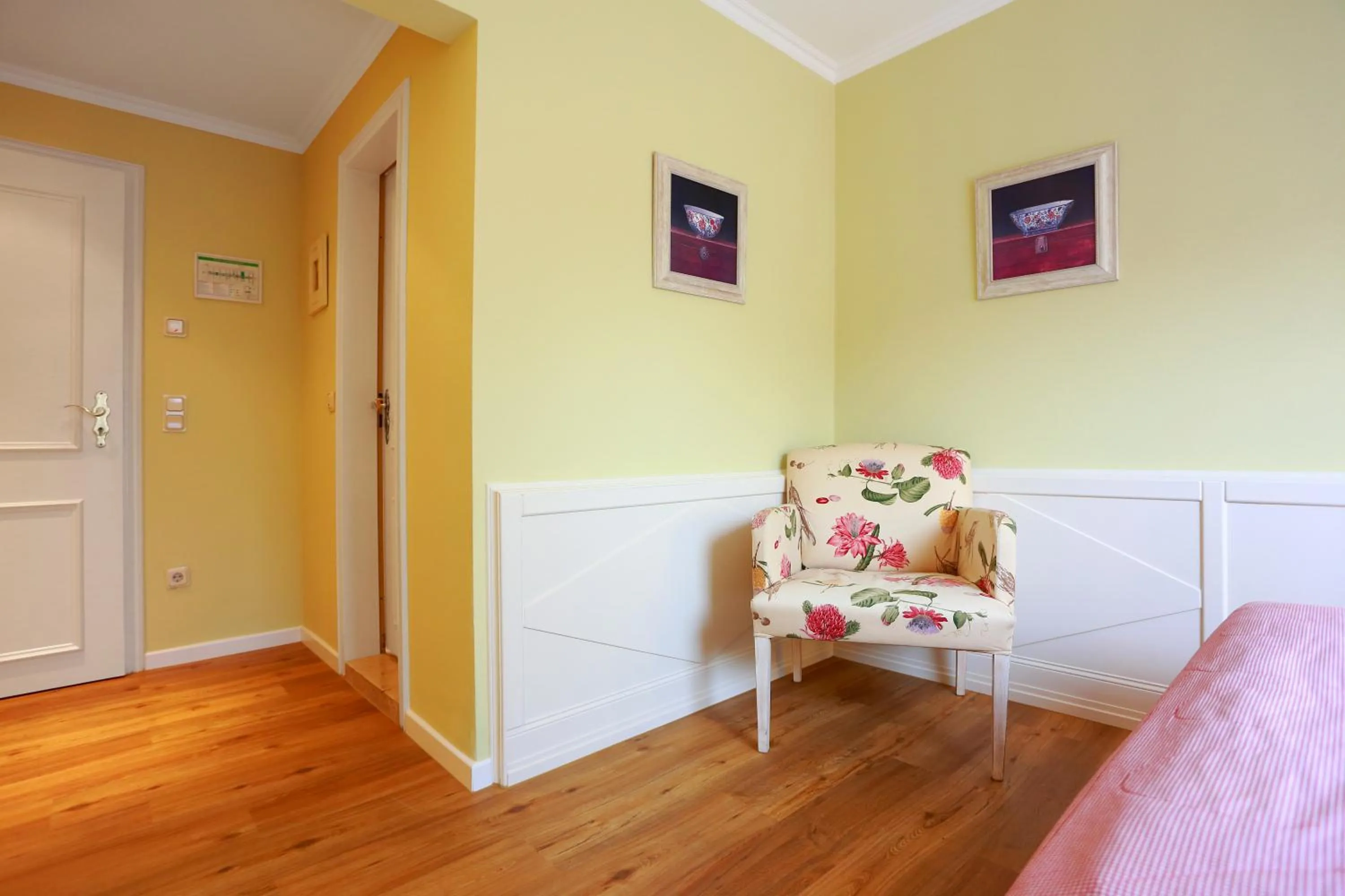 Photo of the whole room in Blesius Garten