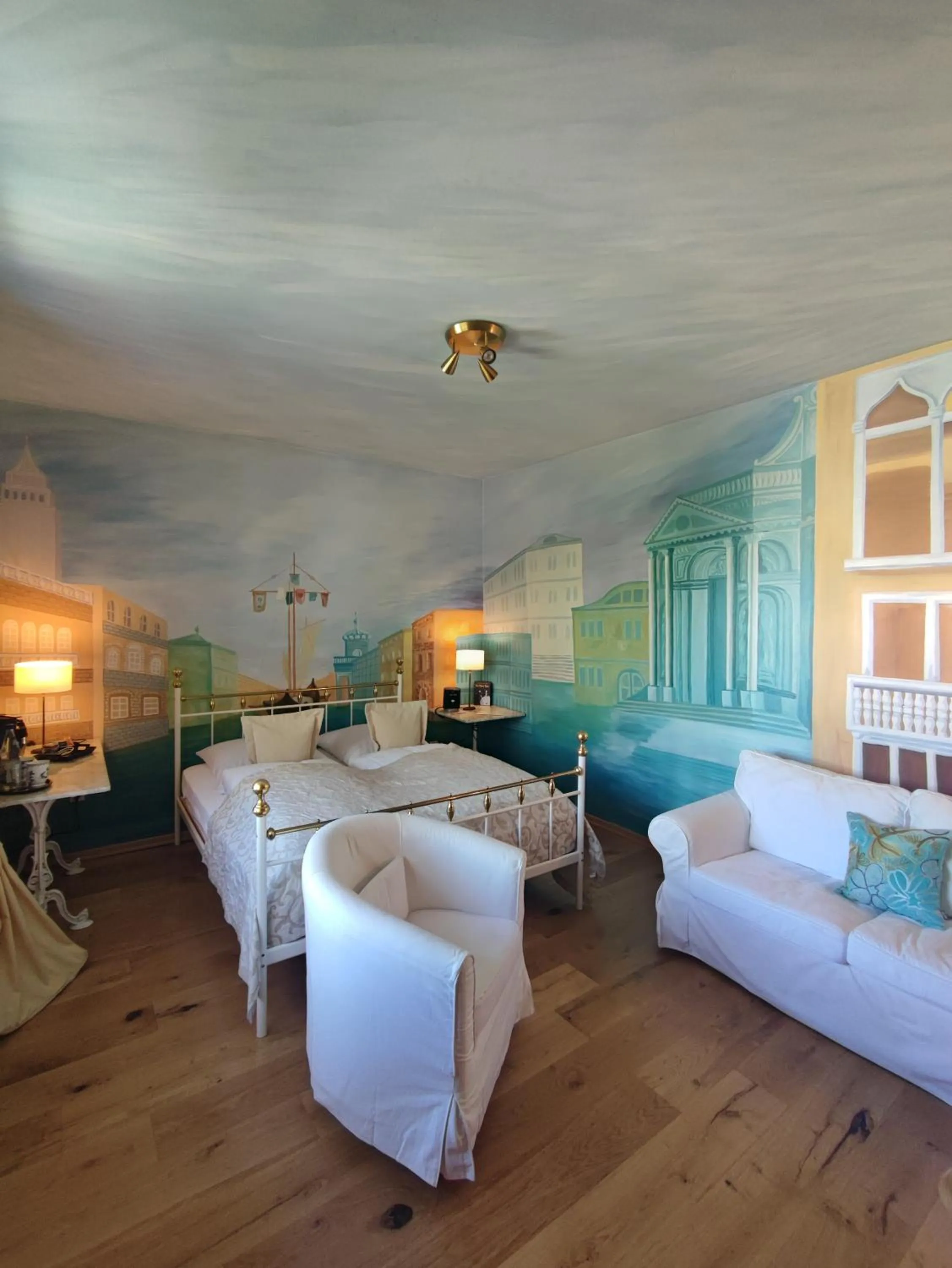 Photo of the whole room, Bed in PARK VILLA zentral am Mittelrhein Zimmer&Apartments Self check in Aparthotel