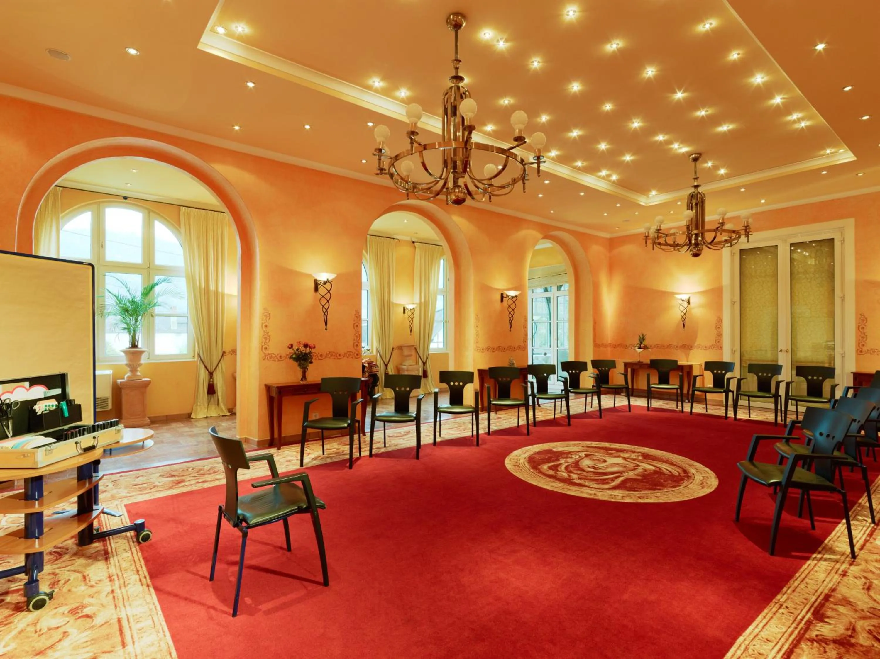 Meeting/conference room in PARK VILLA zentral am Mittelrhein Zimmer&Apartments Self check in Aparthotel