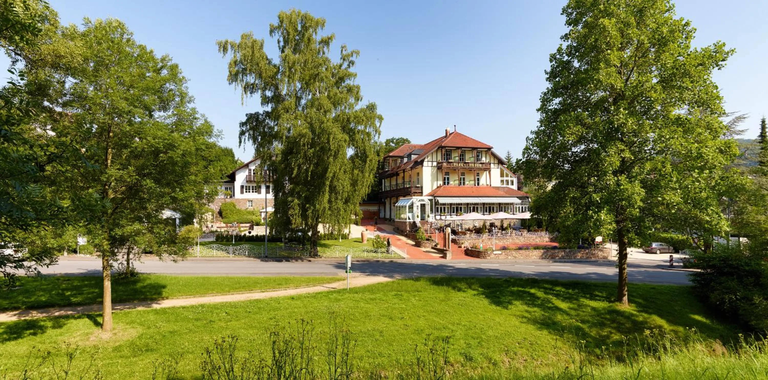 Property building in PARK VILLA zentral am Mittelrhein Zimmer&Apartments Self check in Aparthotel