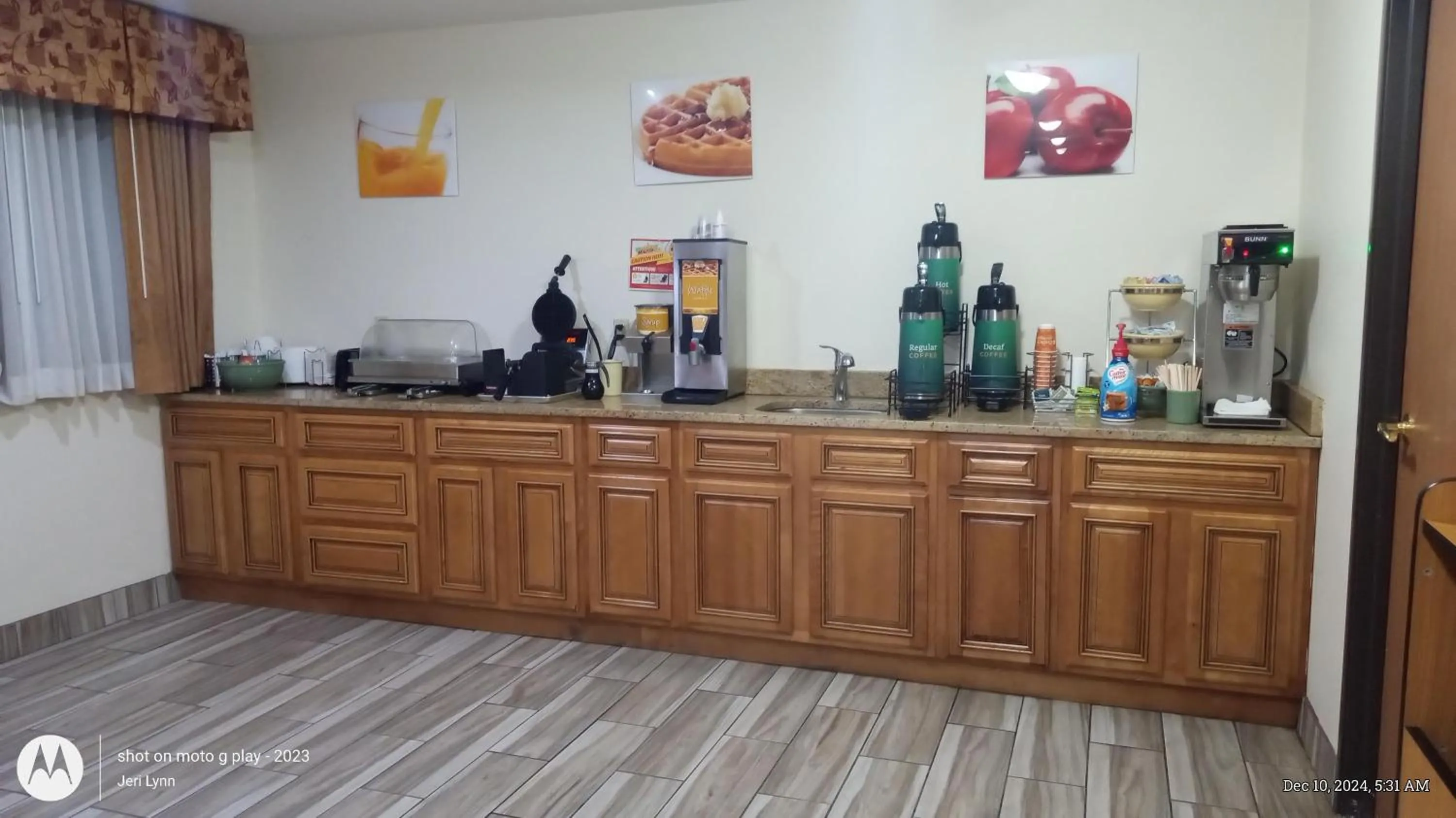 Food and drinks in Quality Inn Durand I-69