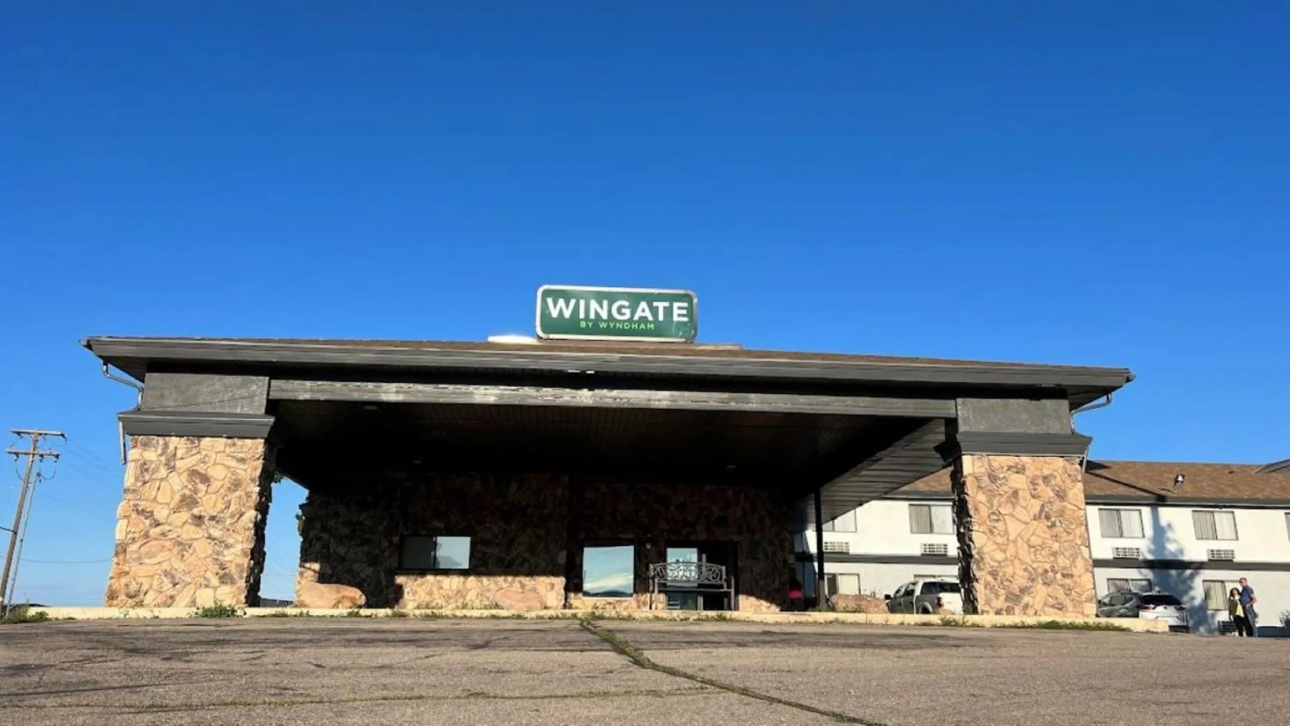 Property building in Wingate by Wyndham Beaver I-15