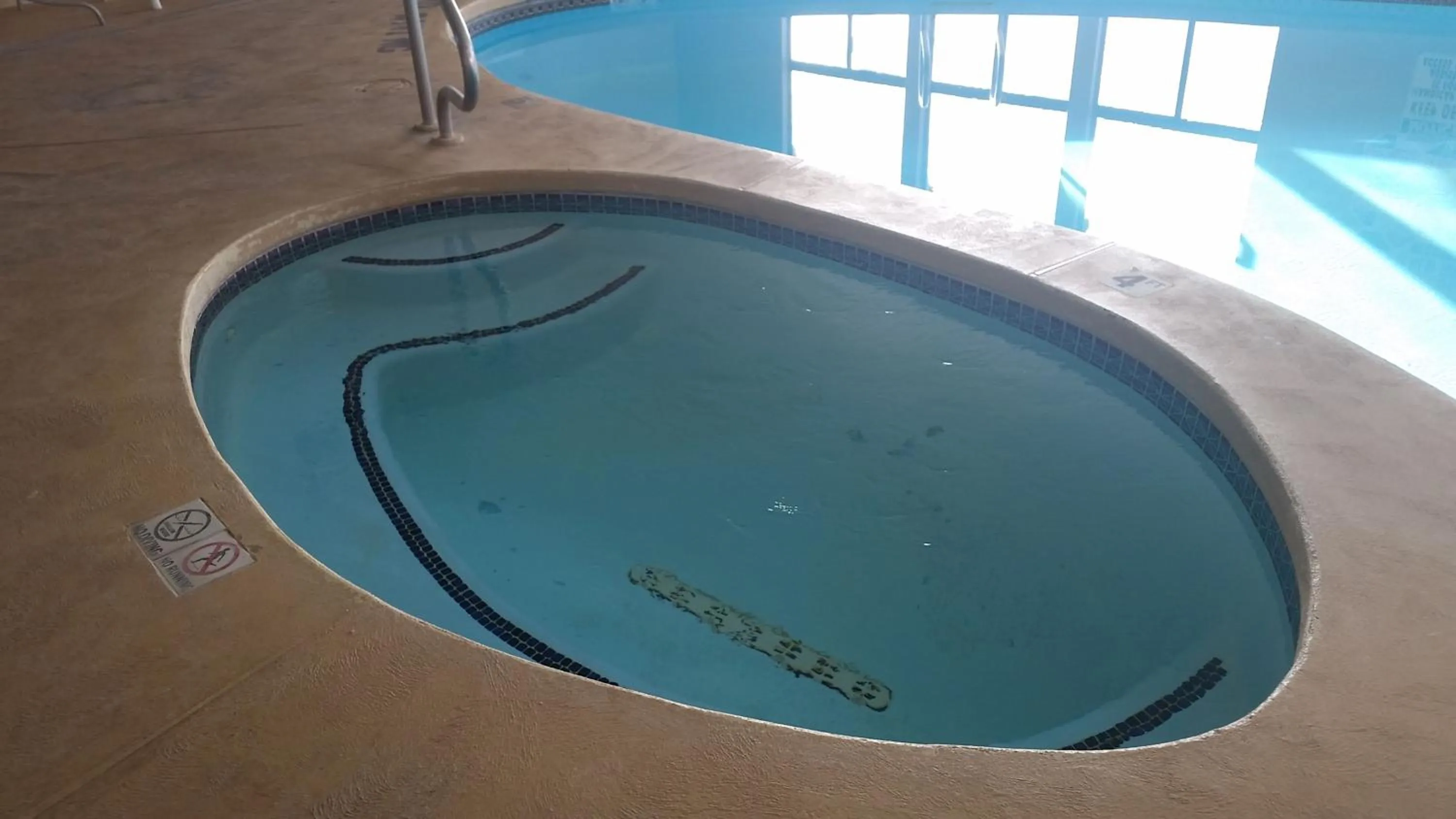 Hot Tub in Wingate by Wyndham Beaver I-15