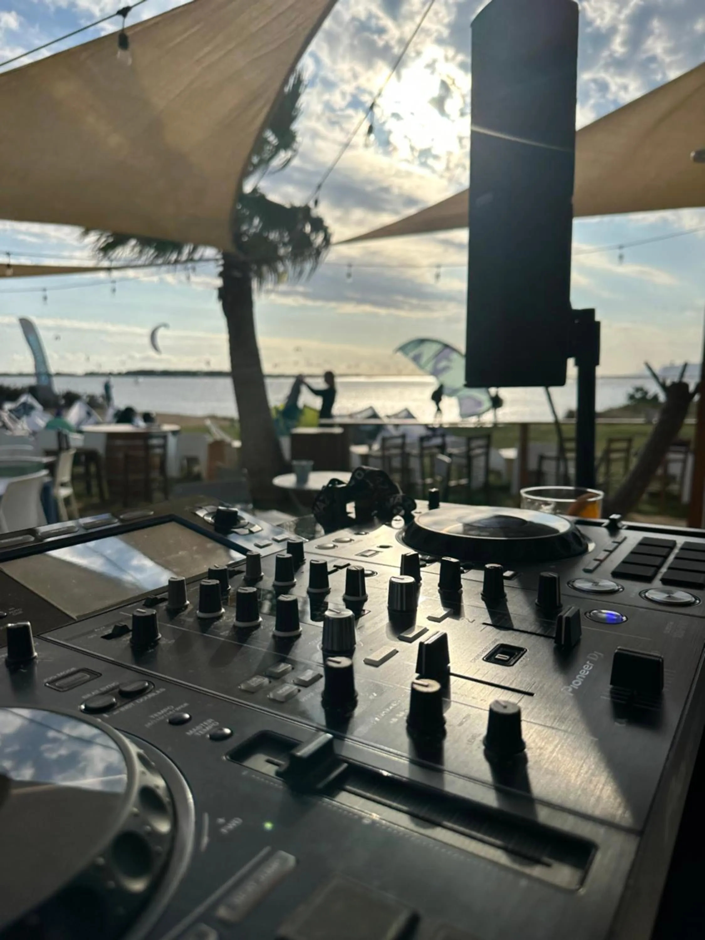 Sunset Wave - STAGNONE KITESURF VILLAGE