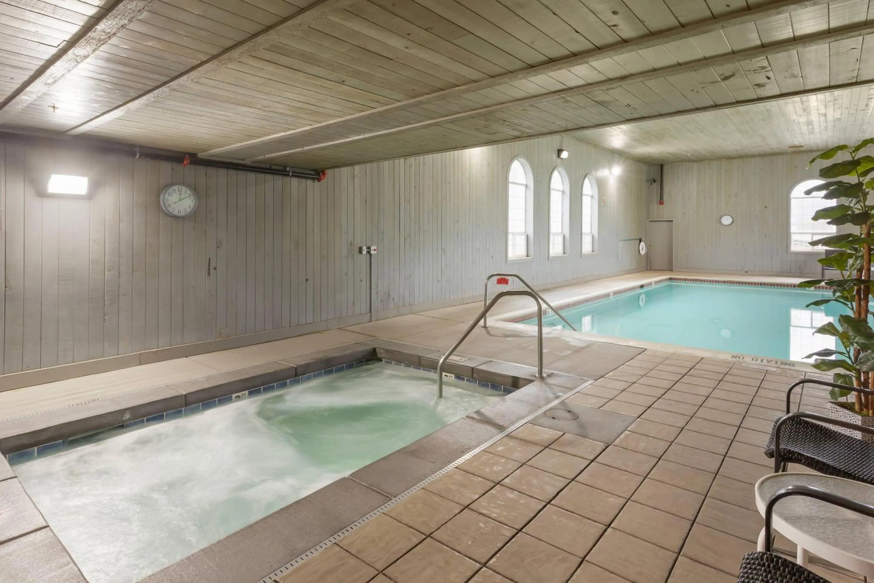 Swimming pool in Quality Inn Payson I-15