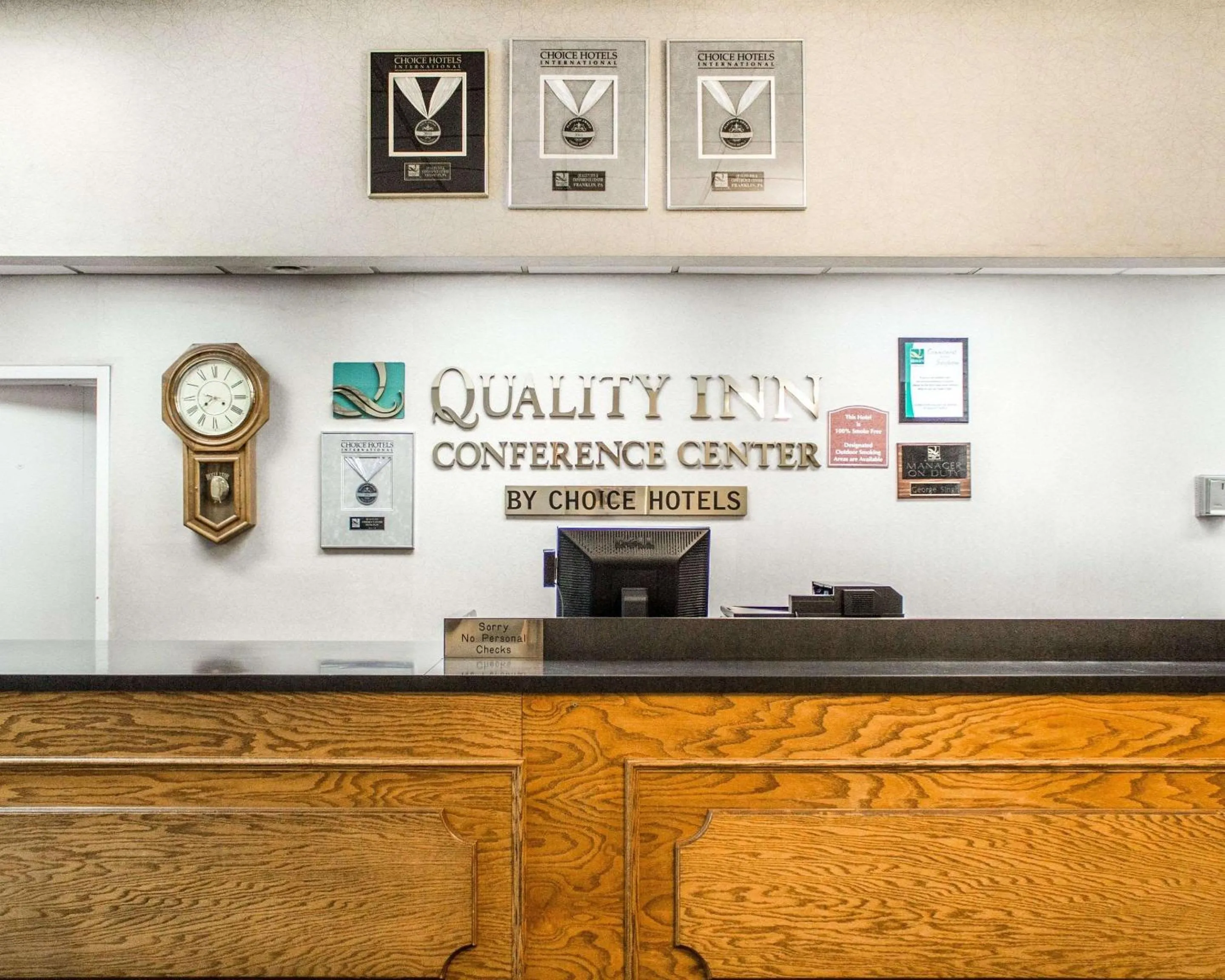 Lobby or reception in Quality Inn & Conference Center Franklin Downtown