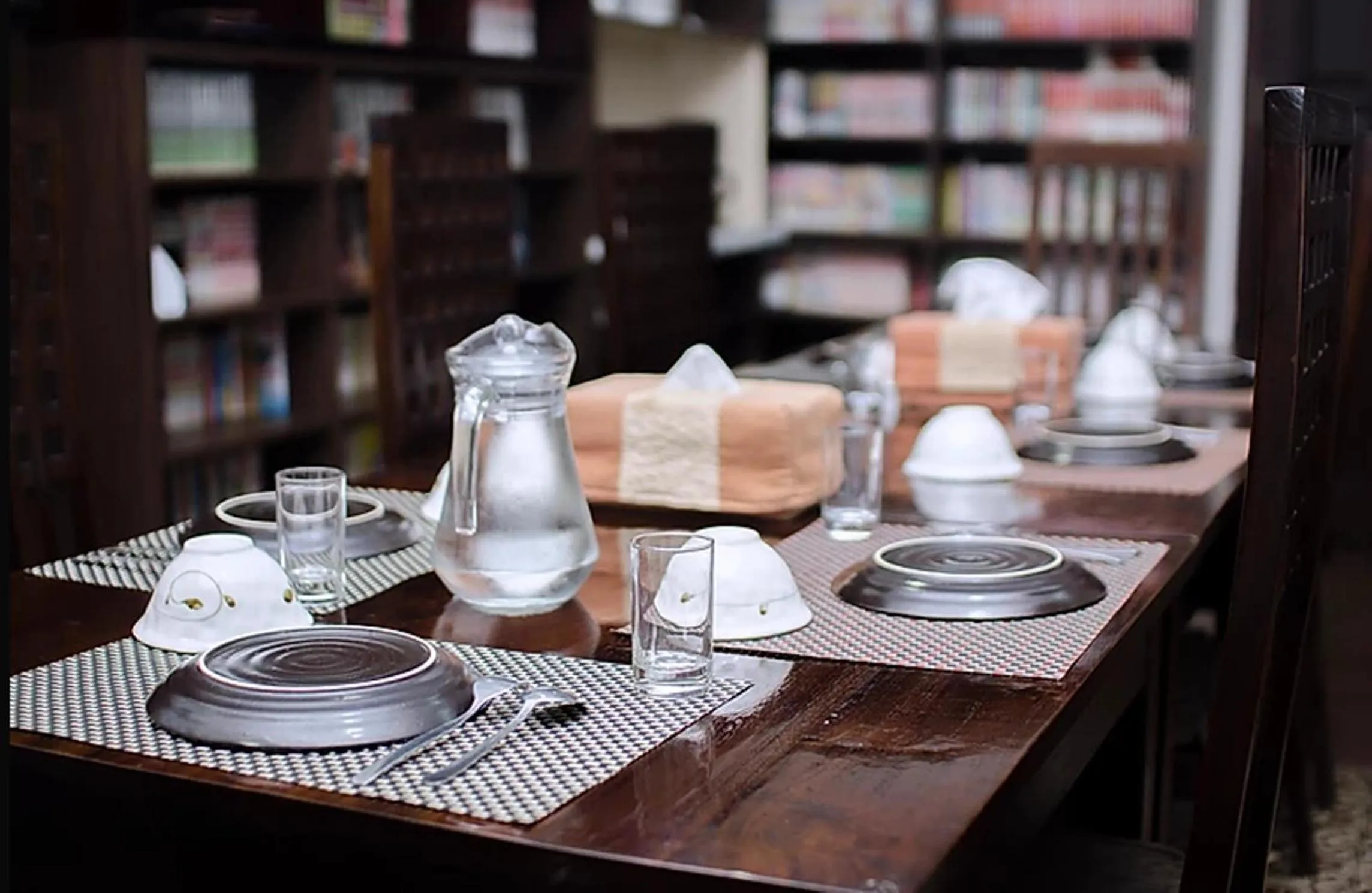 Restaurant/places to eat in Jambuluwuk Residence Menteng