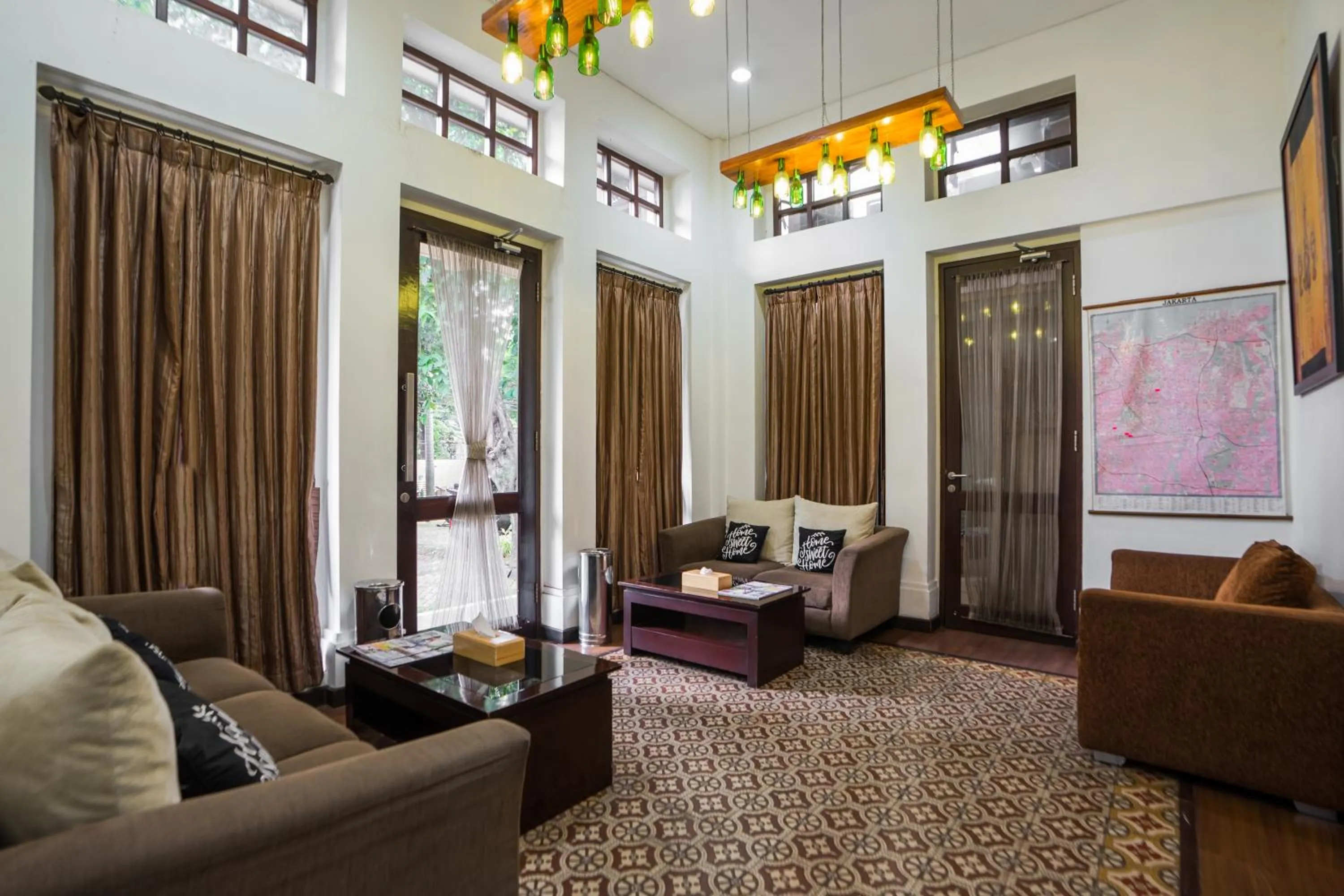 Lobby or reception in Jambuluwuk Residence Menteng