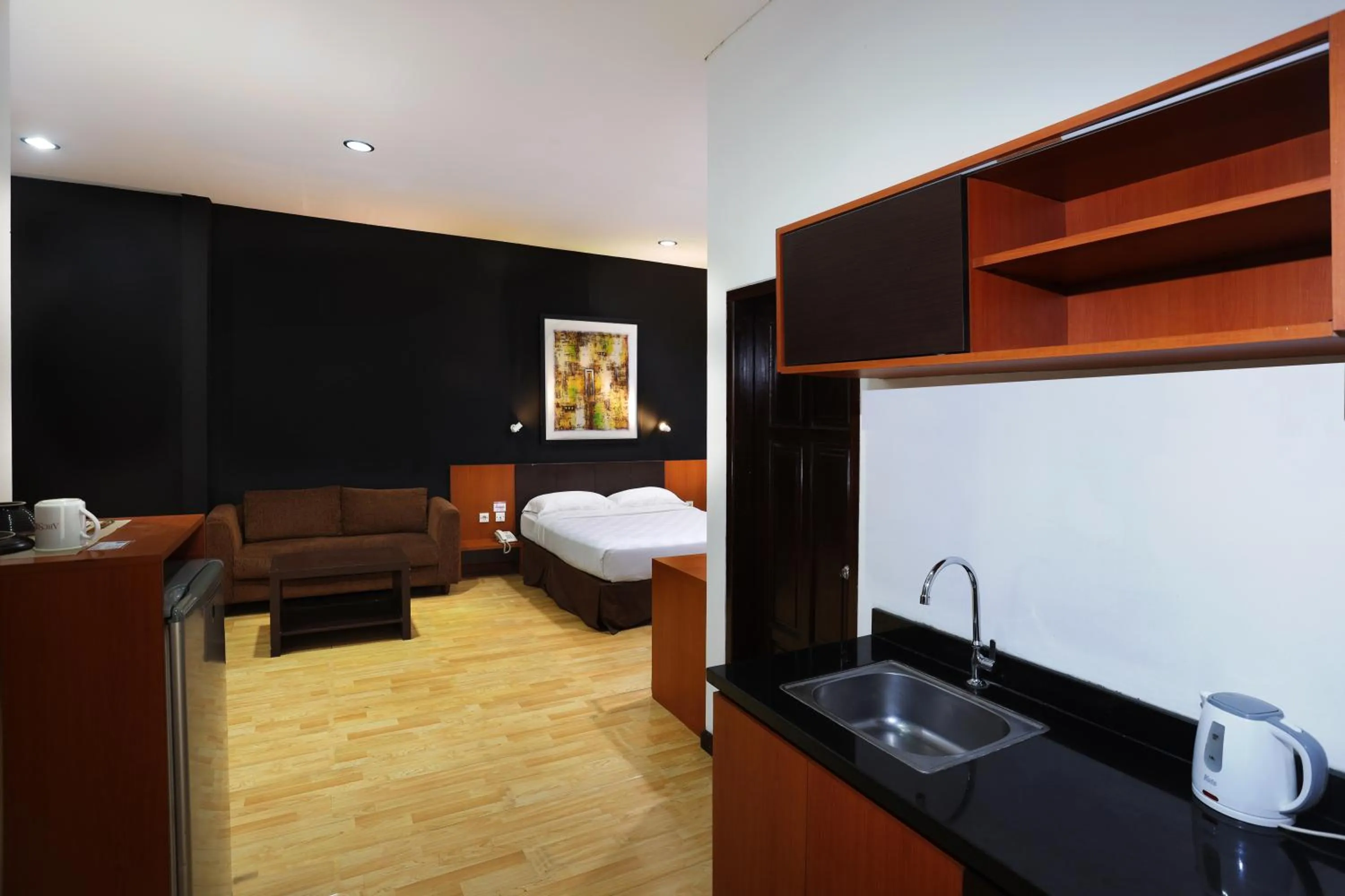 Bedroom, Bed in Jambuluwuk Residence Menteng