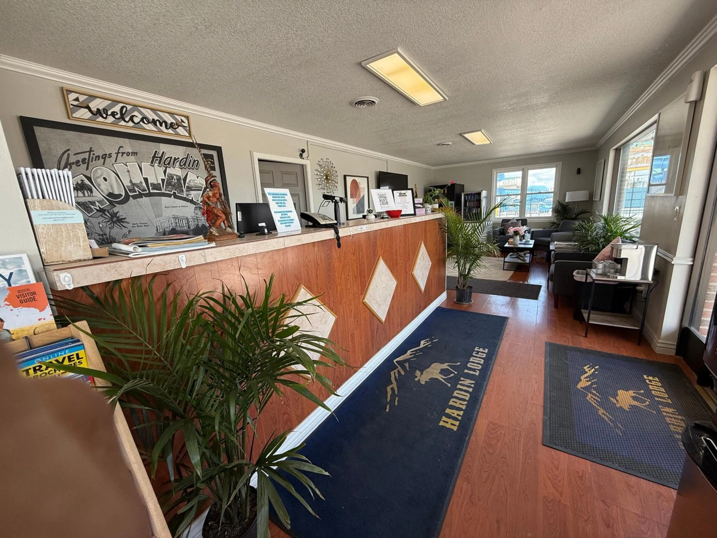 Lobby or reception in Hardin Lodge By Capital O Little Bighorn Battlefield I-90