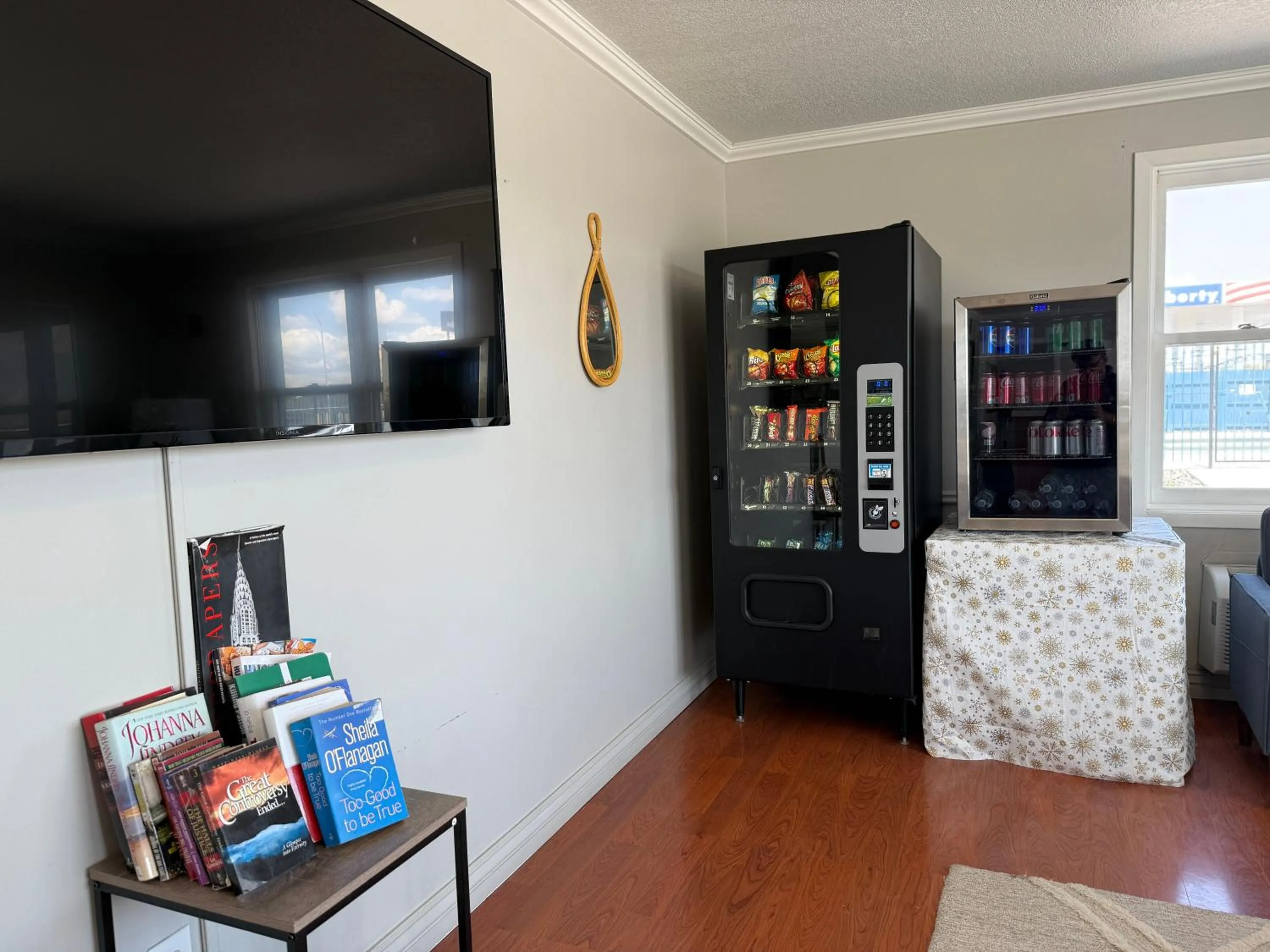 Lobby or reception in Hardin Lodge By Capital O Little Bighorn Battlefield I-90