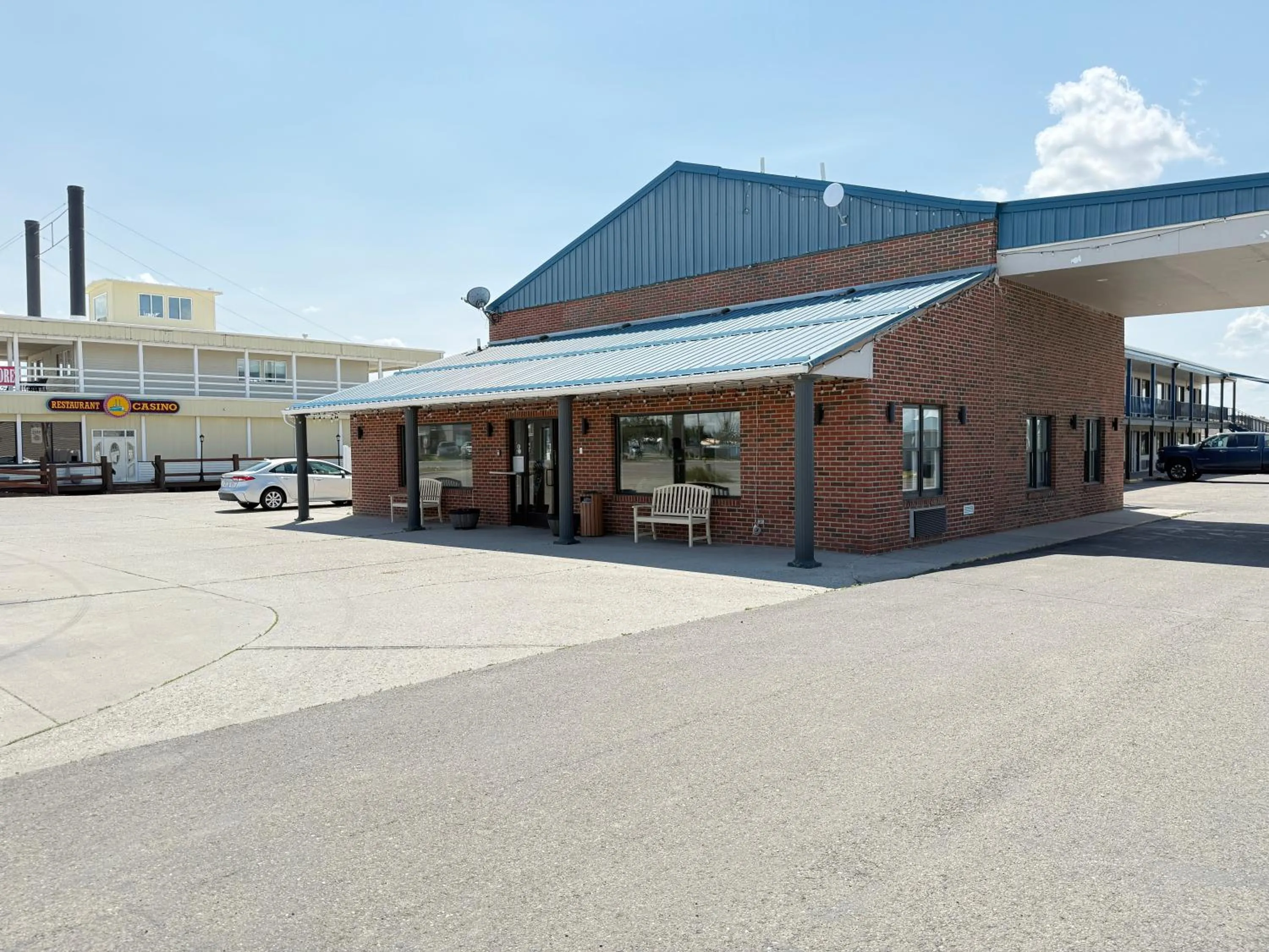 Parking in Hardin Lodge By Capital O Little Bighorn Battlefield I-90