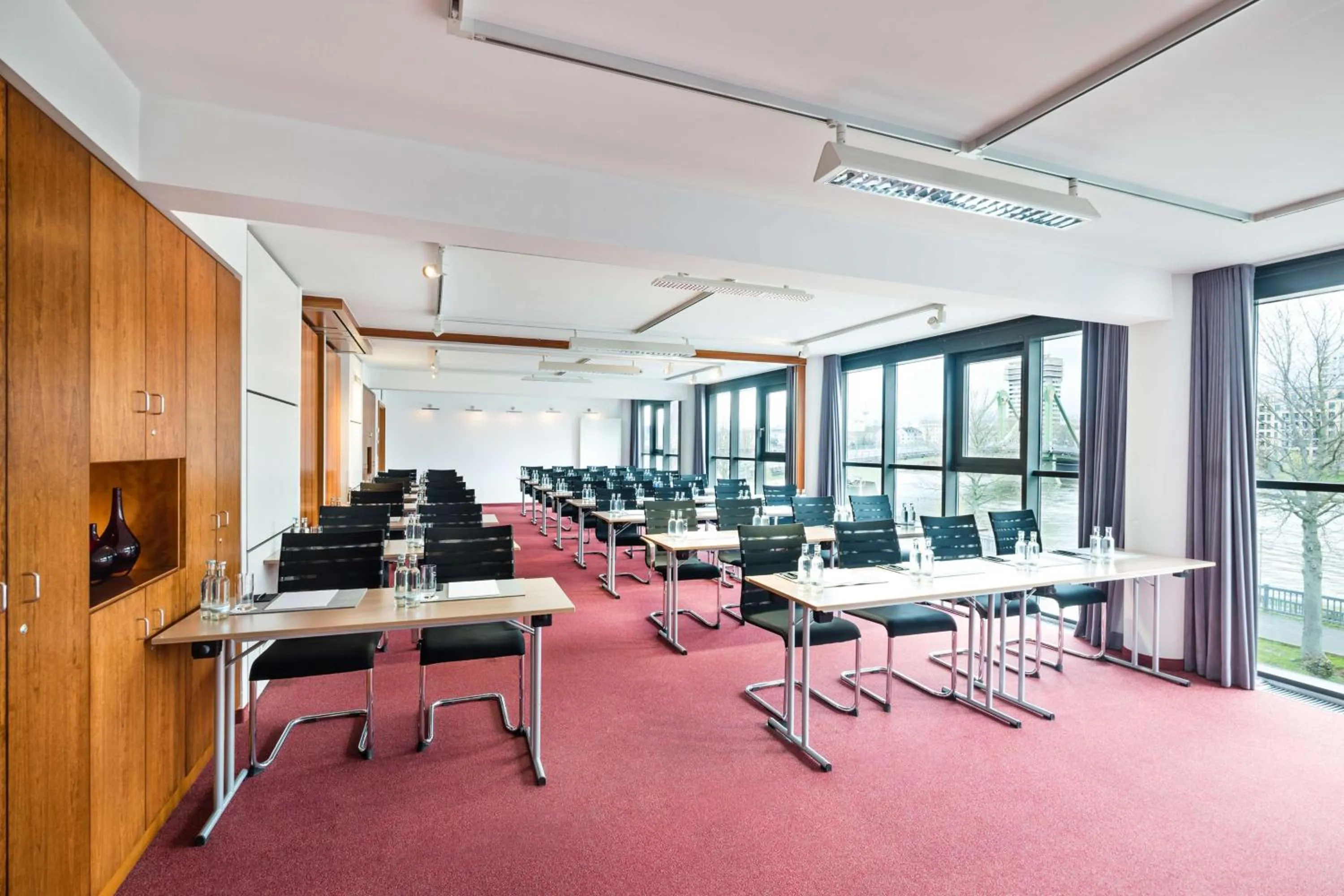 Meeting/conference room in Lindner Hotel Frankfurt Main Plaza, part of JdV by Hyatt