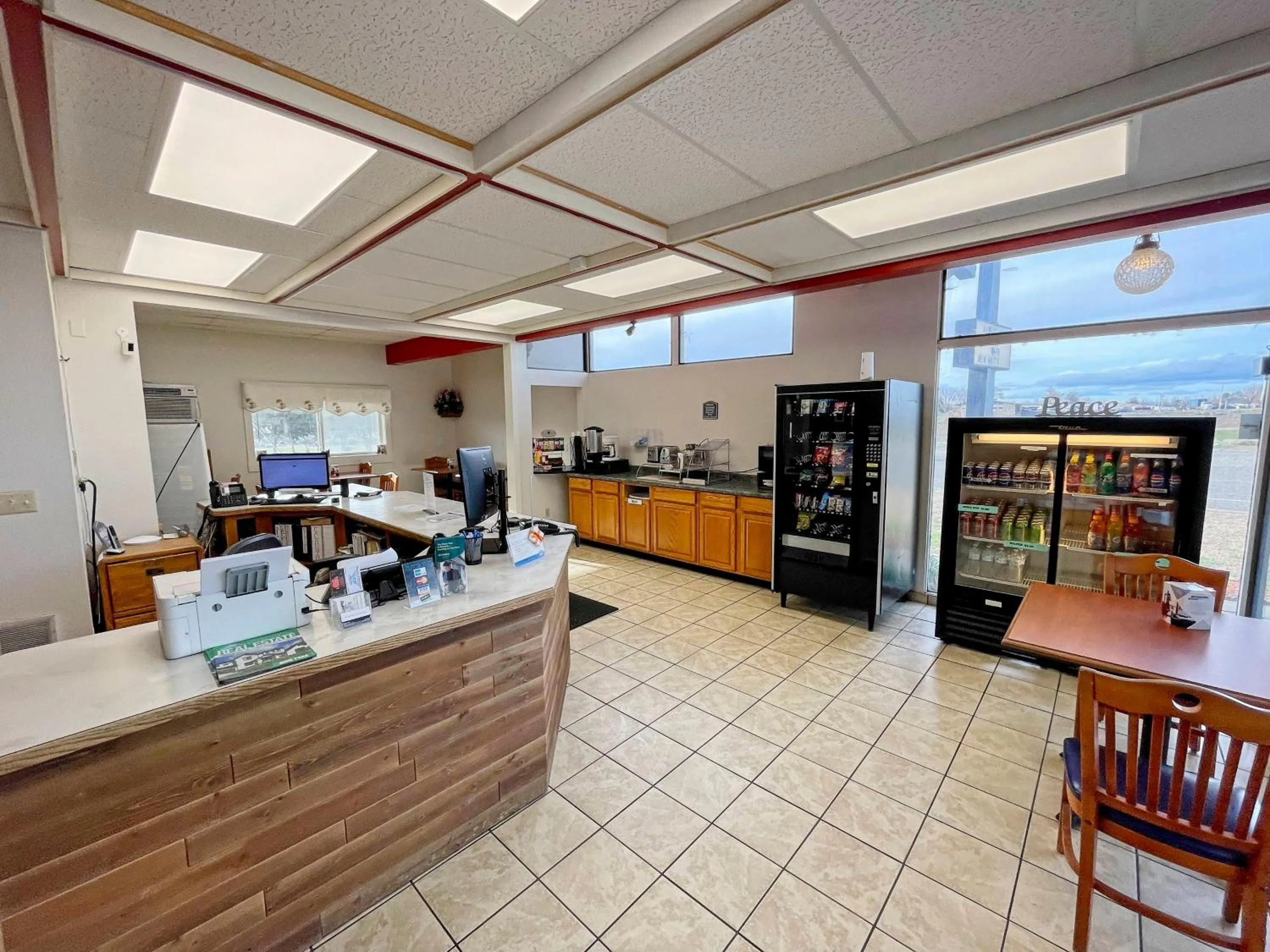 Lobby or reception in Rodeway Inn Boardman - Hermiston