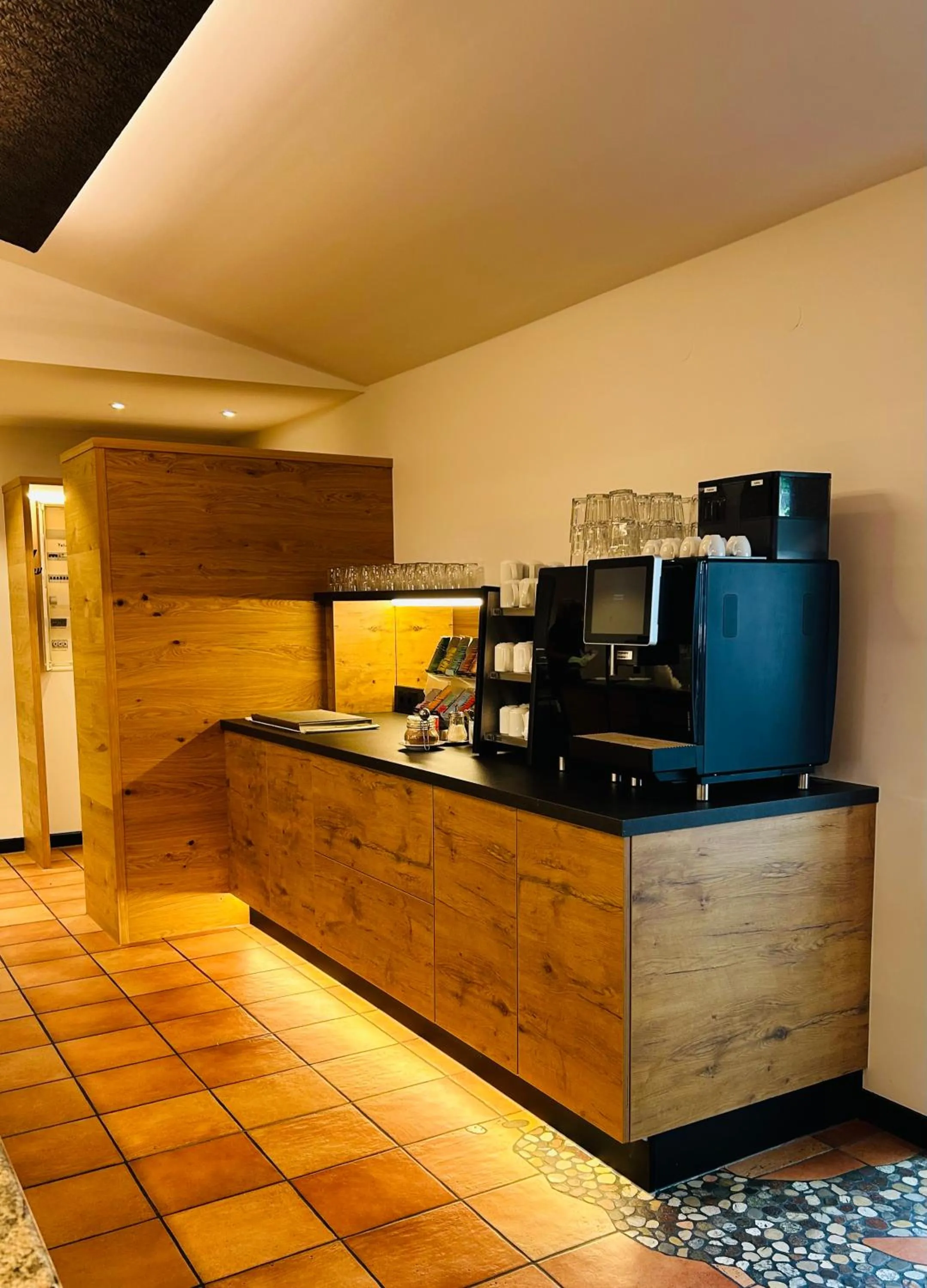 Coffee/tea facilities in Hotel Am Kamin