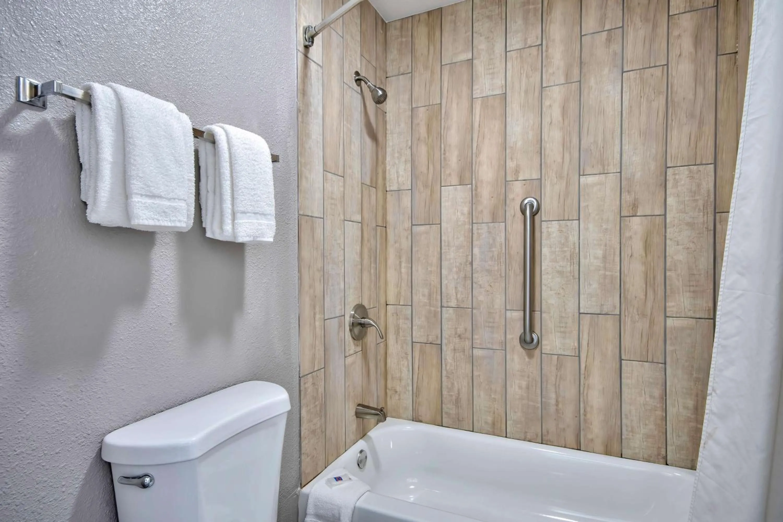 Bedroom in Motel 6 Texarkana, TX