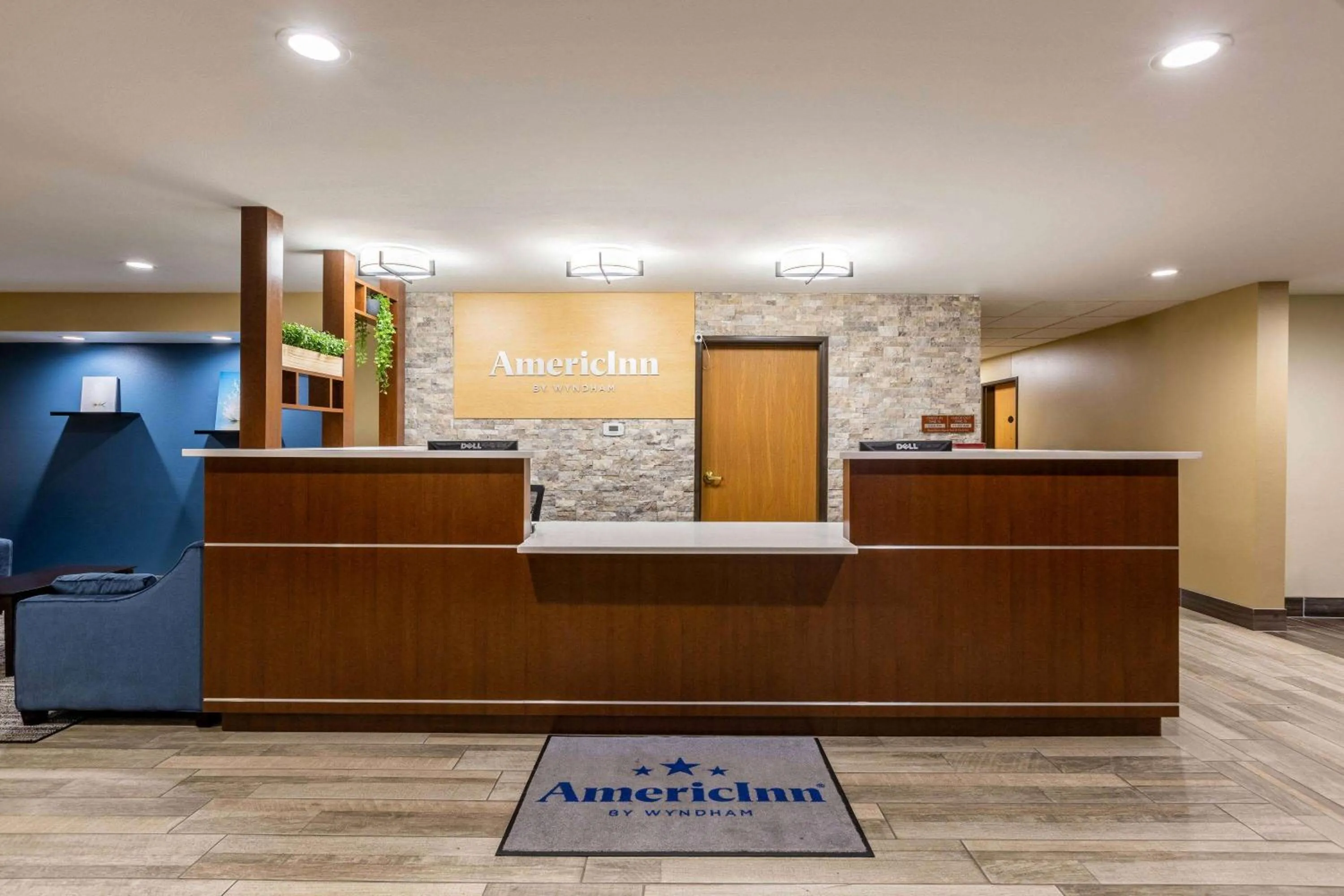 Lobby or reception in AmericInn by Wyndham Jefferson
