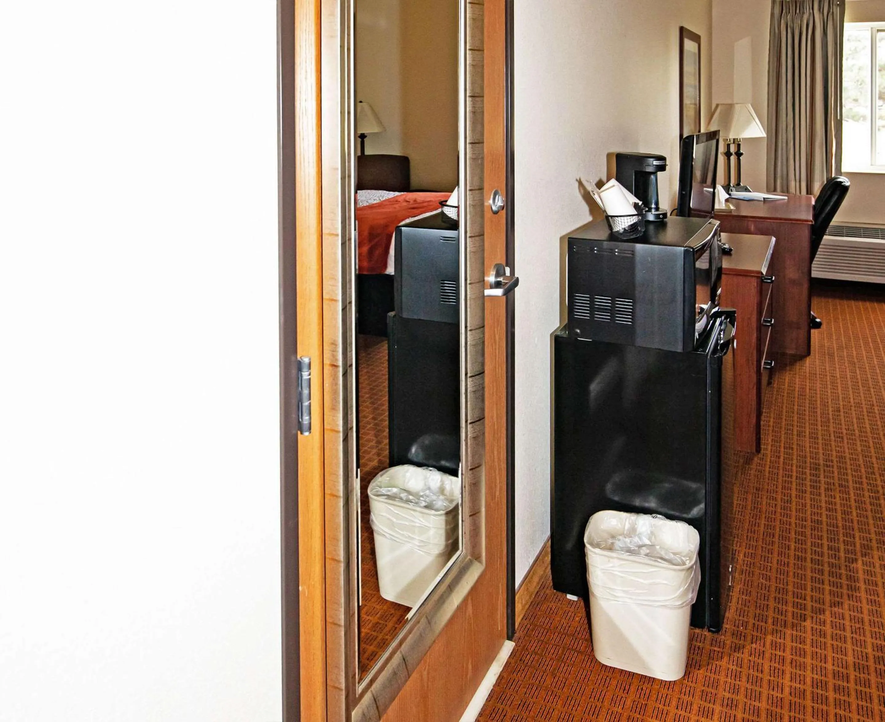 Photo of the whole room, Bathroom in Rodeway Inn & Suites Hoisington