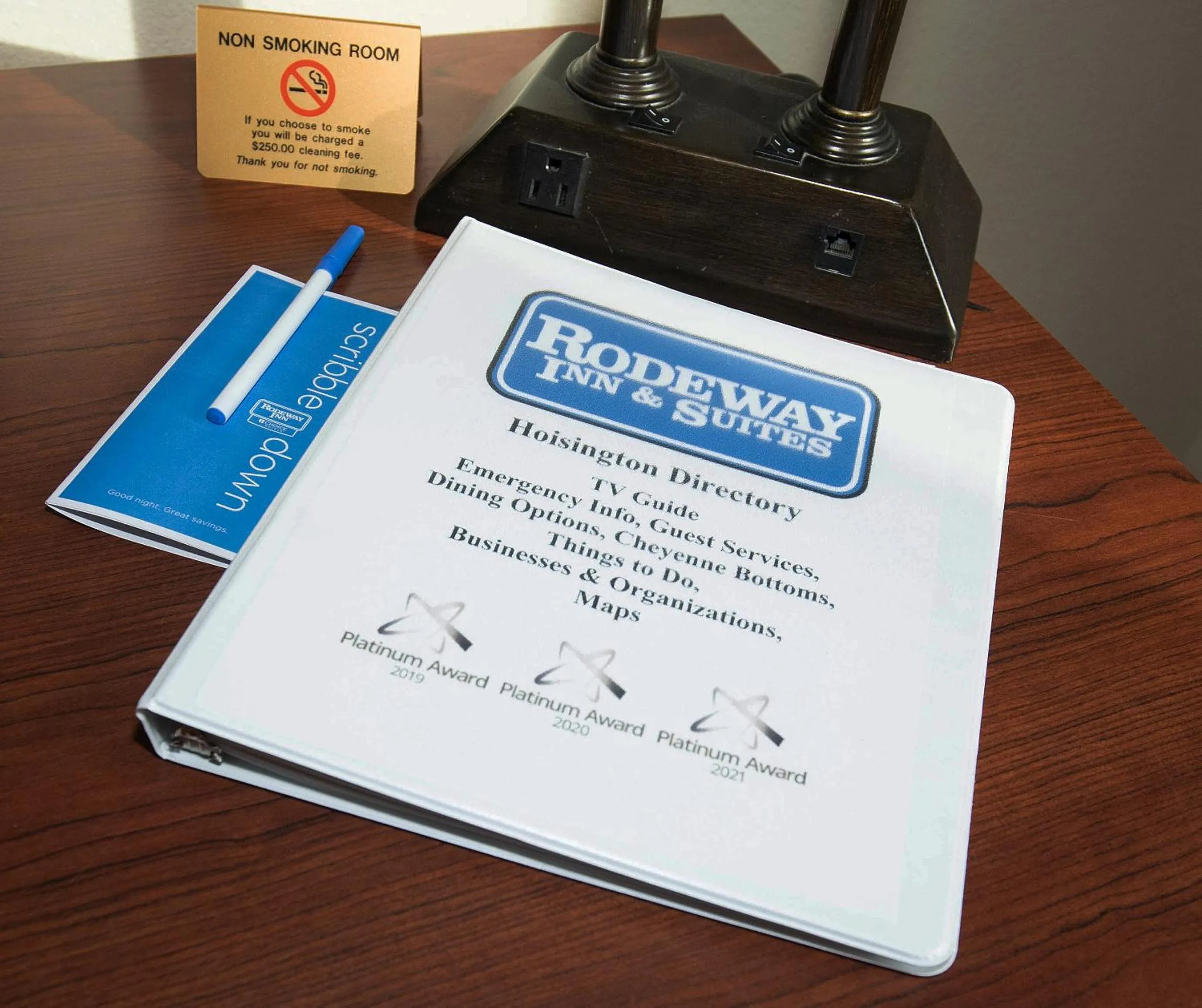 Bedroom in Rodeway Inn & Suites Hoisington